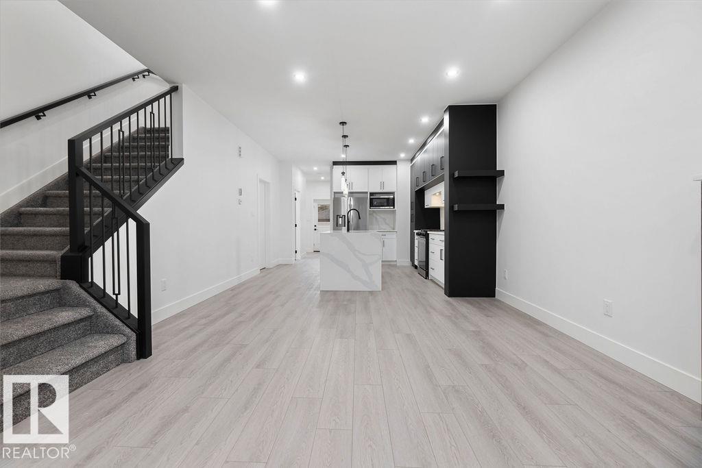 Photo 22 at 12309 91 Street NW, Delton, Edmonton