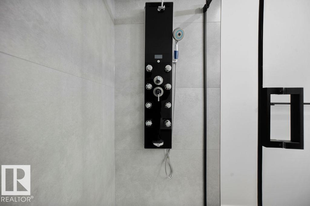 Photo 41 at 12309 91 Street NW, Delton, Edmonton