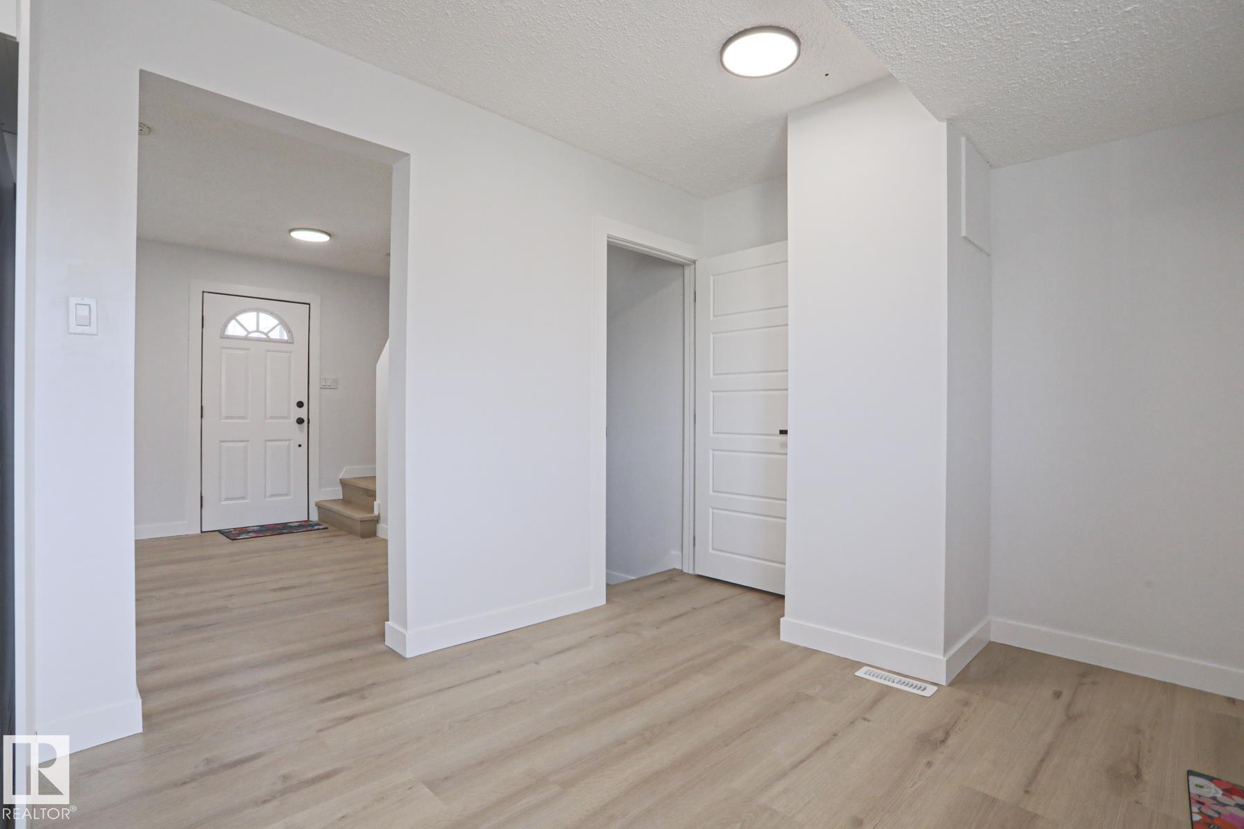 Photo 11 at 32 Habitat Crescent NW, Homesteader, Edmonton