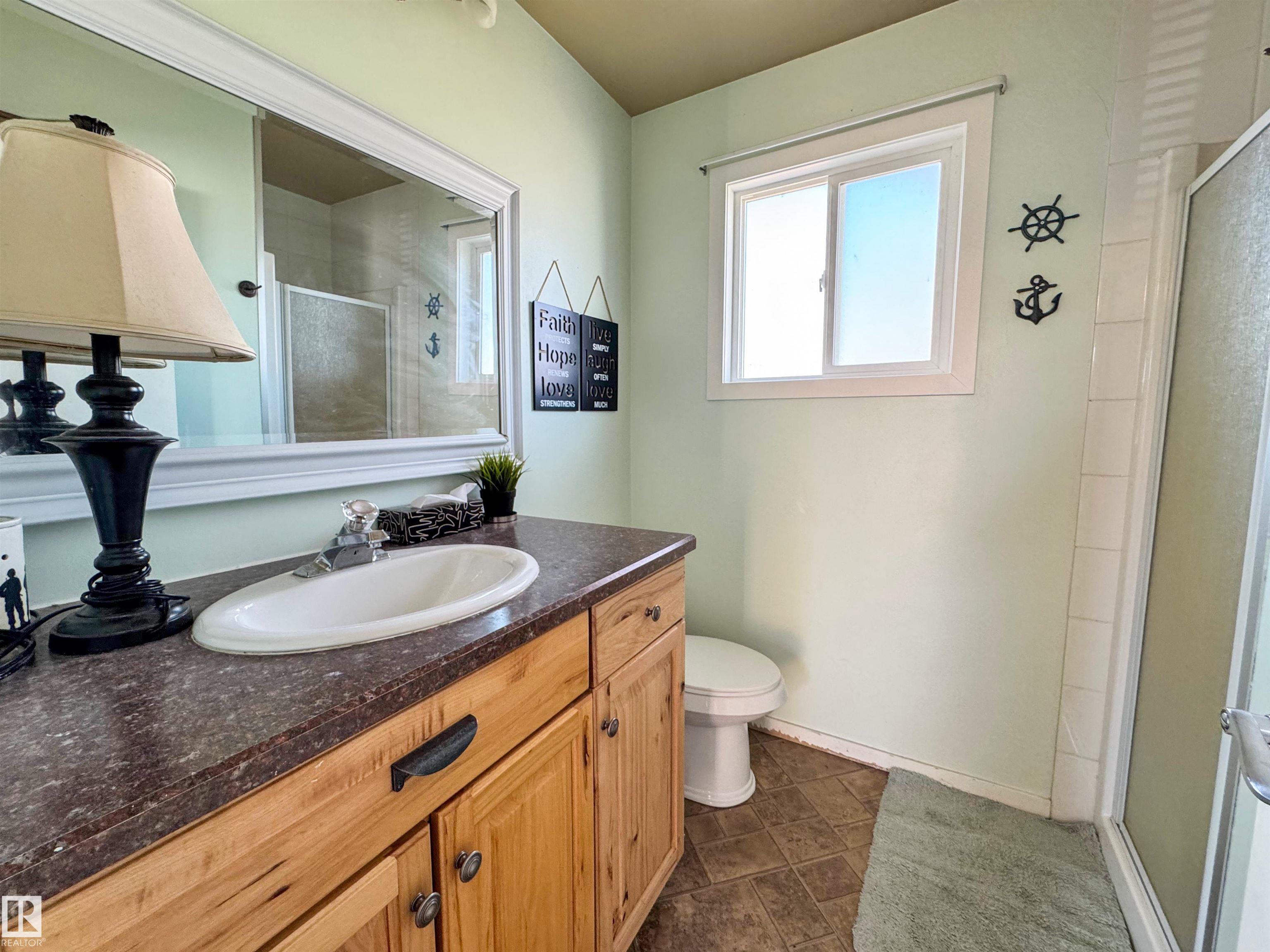 Photo 17 at 4920 58 Street, Alberta Beach, Rural Lac Ste. Anne County