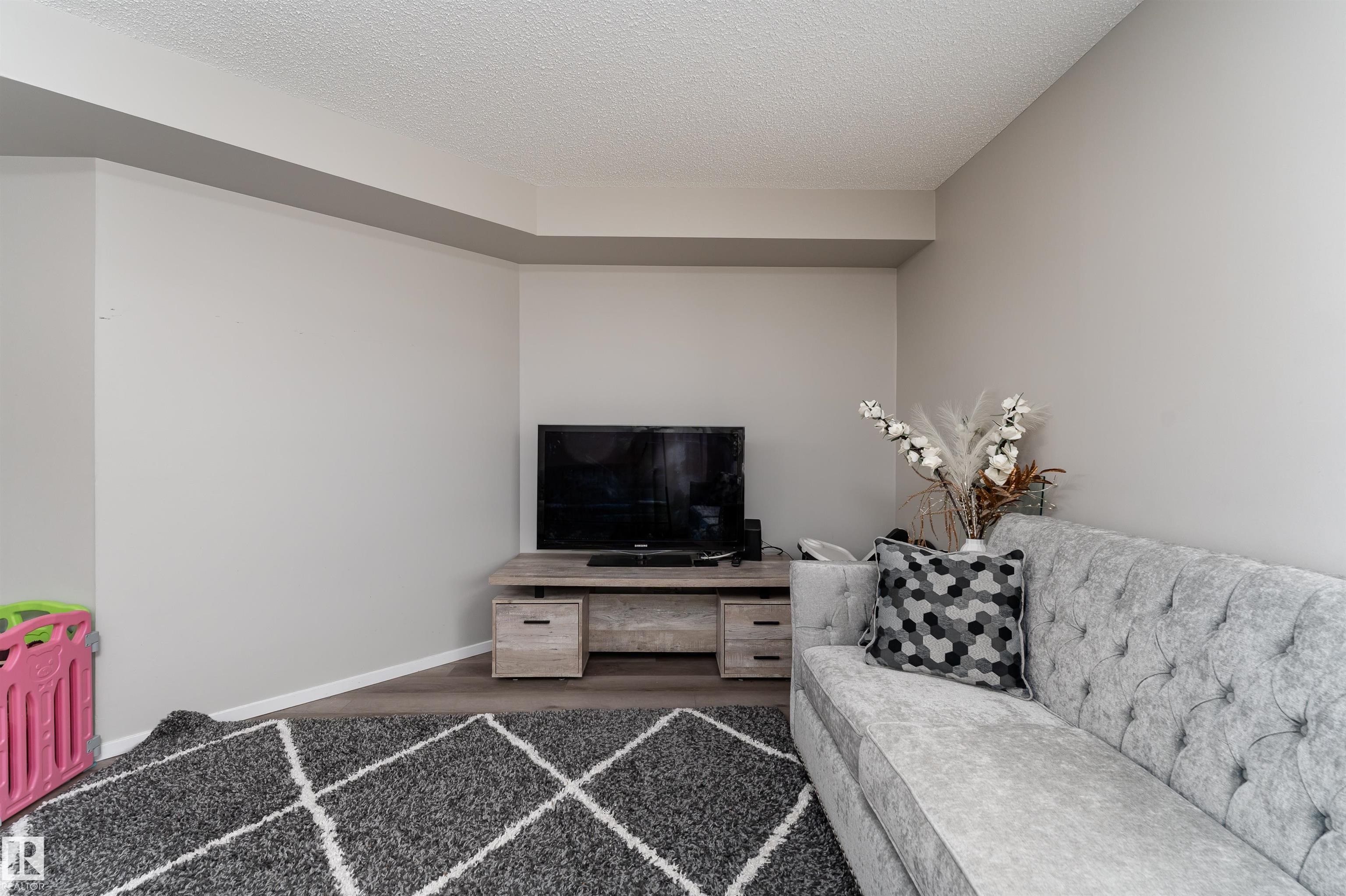 Photo 14 at 117 - 3207 James Mowatt Trail SW, Allard, Edmonton