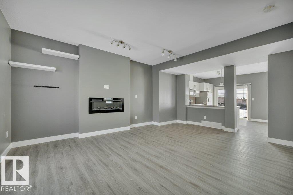 Photo 13 at 13 - 13003 132 Avenue NW, Athlone, Edmonton