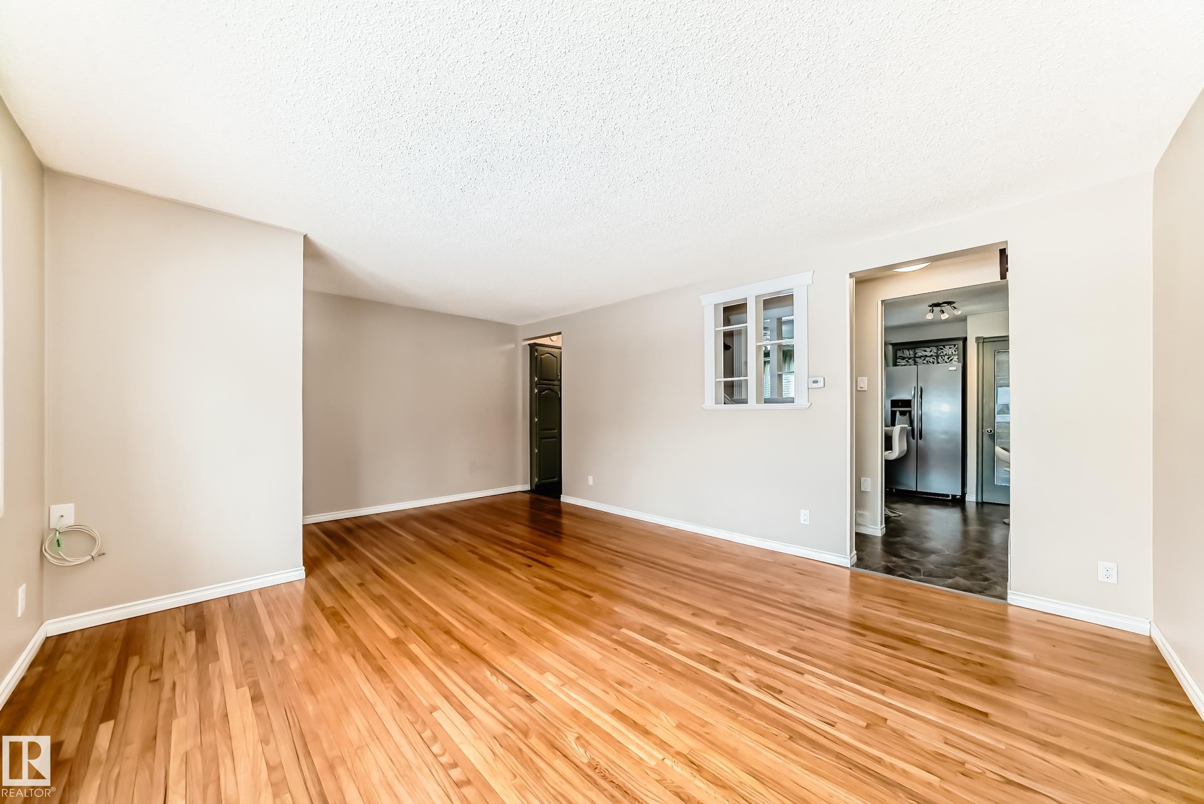 Photo 14 at 13222 83 Street NW, Glengarry, Edmonton