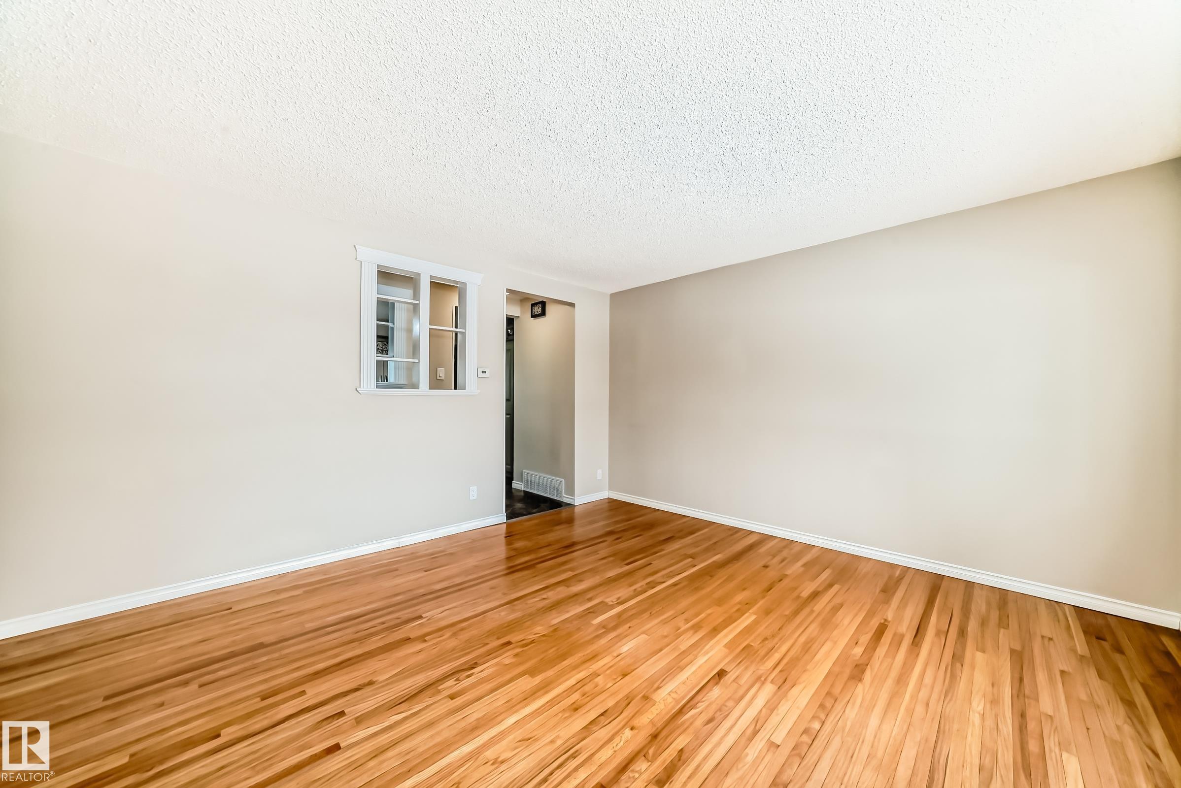 Photo 15 at 13222 83 Street NW, Glengarry, Edmonton