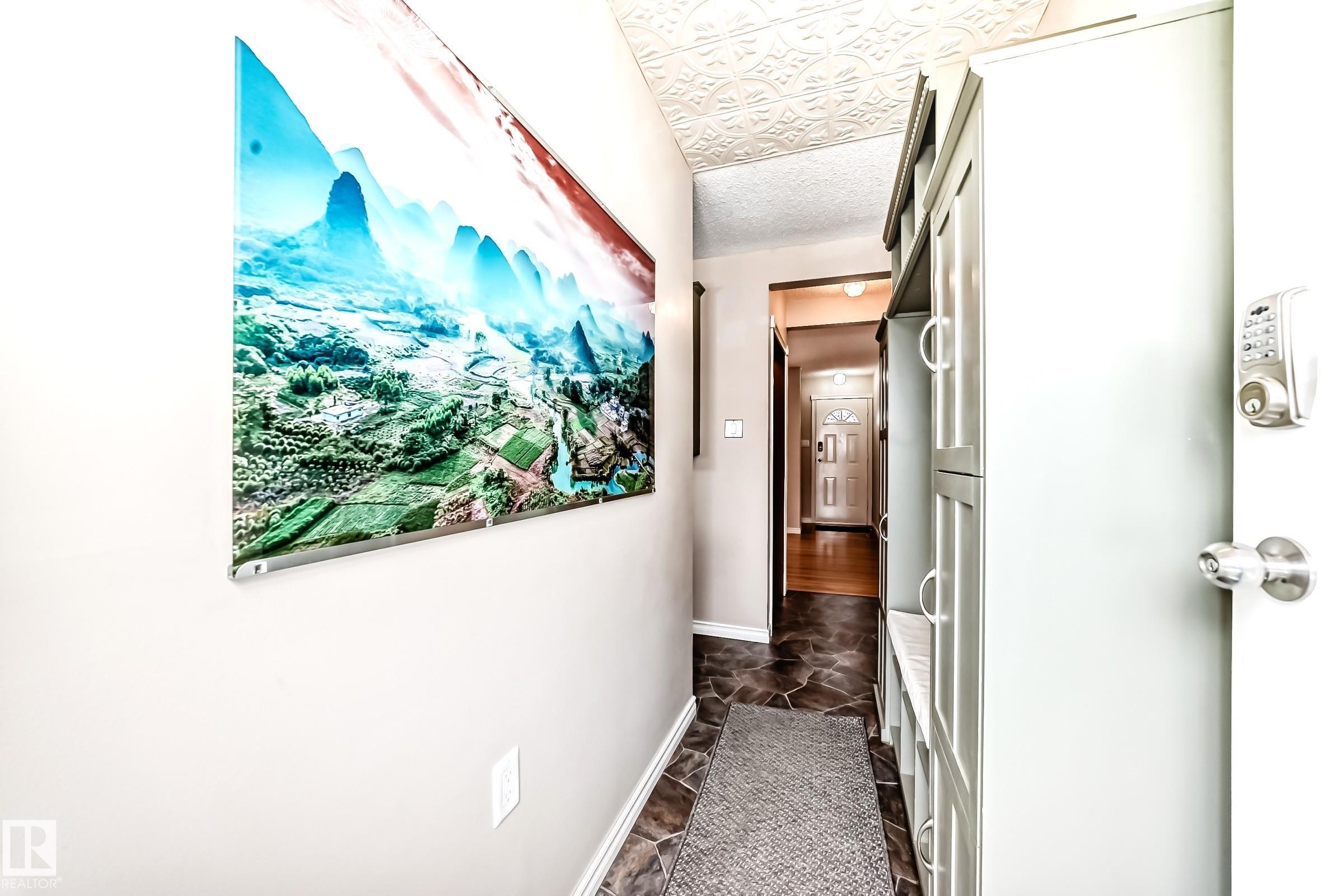 Photo 18 at 13222 83 Street NW, Glengarry, Edmonton