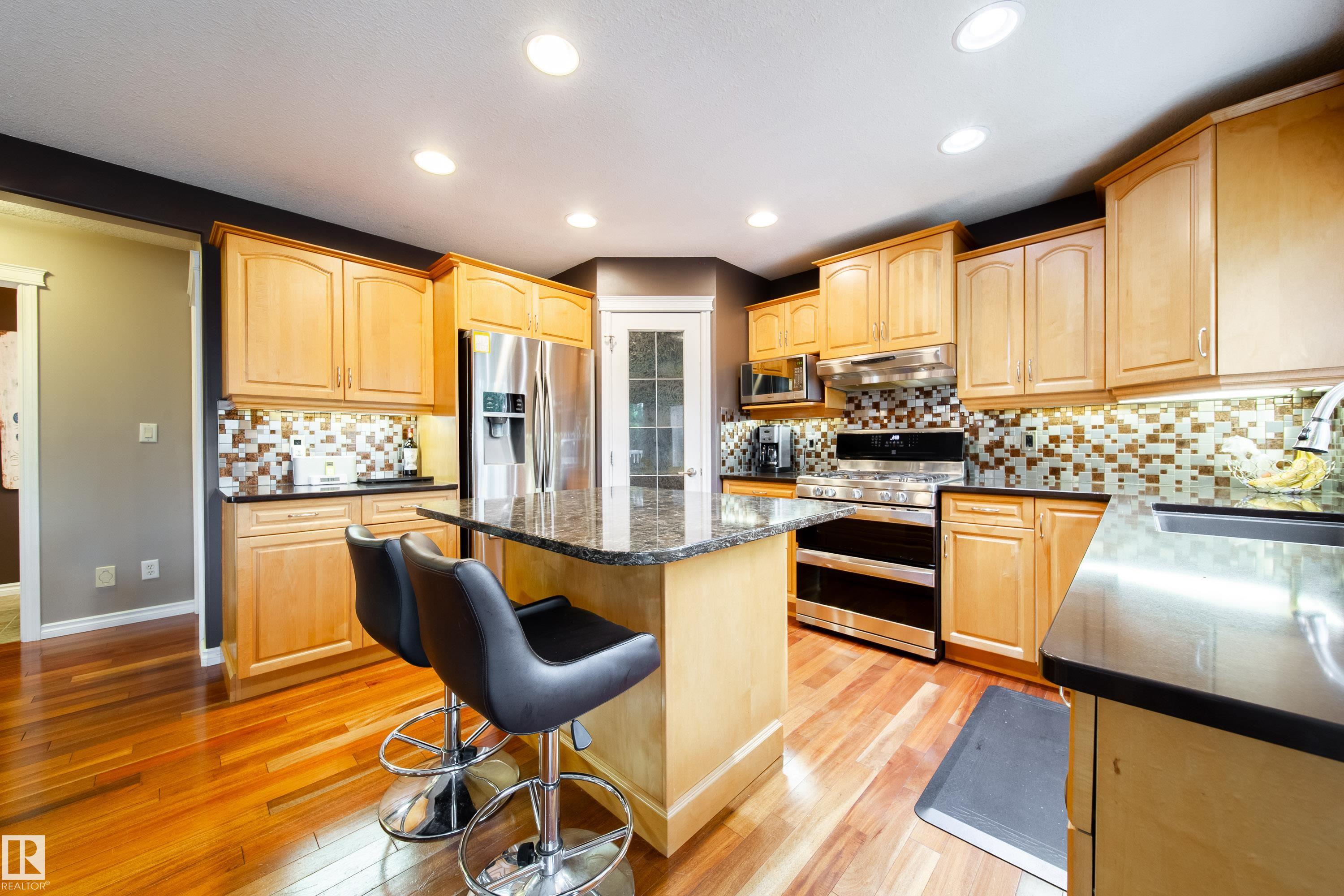 Photo 14 at 4 Windrose Drive, Windrose, Leduc