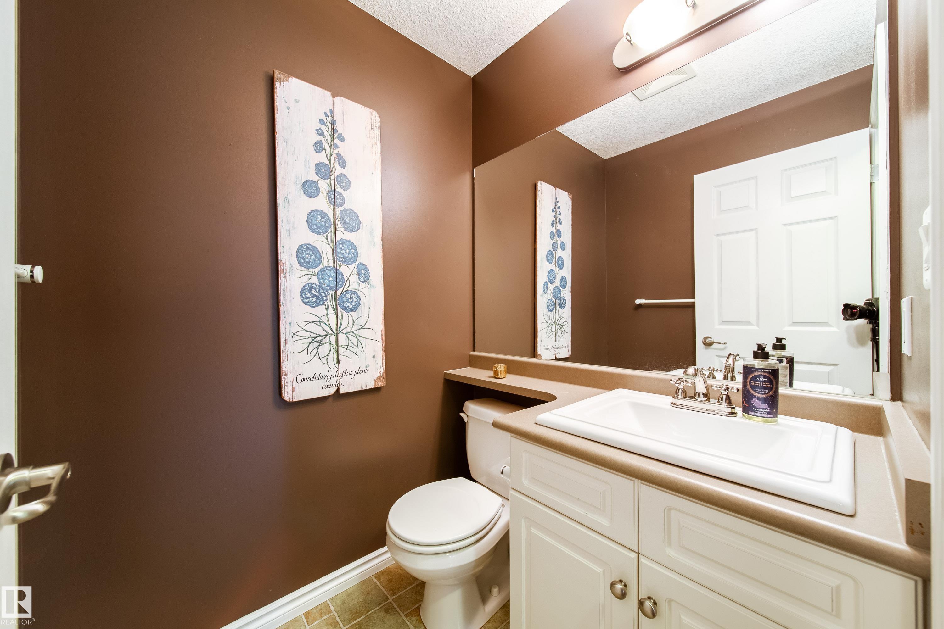 Photo 16 at 4 Windrose Drive, Windrose, Leduc