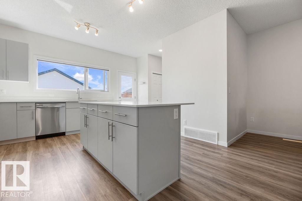 Photo 16 at 7123 46a Street, Le Reve, Beaumont