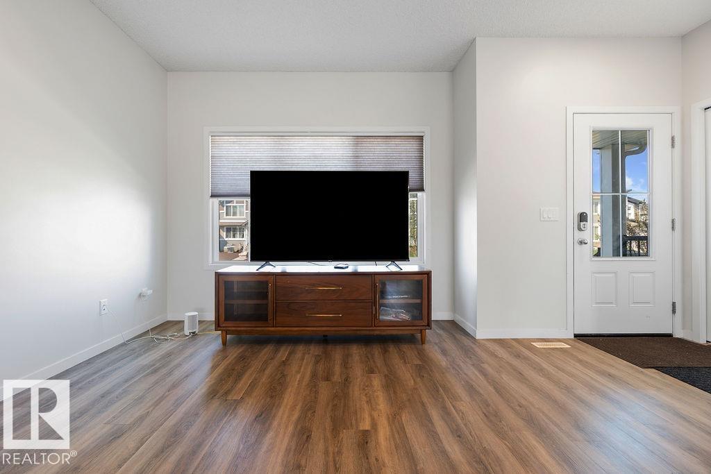 7123 46a Street, Le Reve, Beaumont