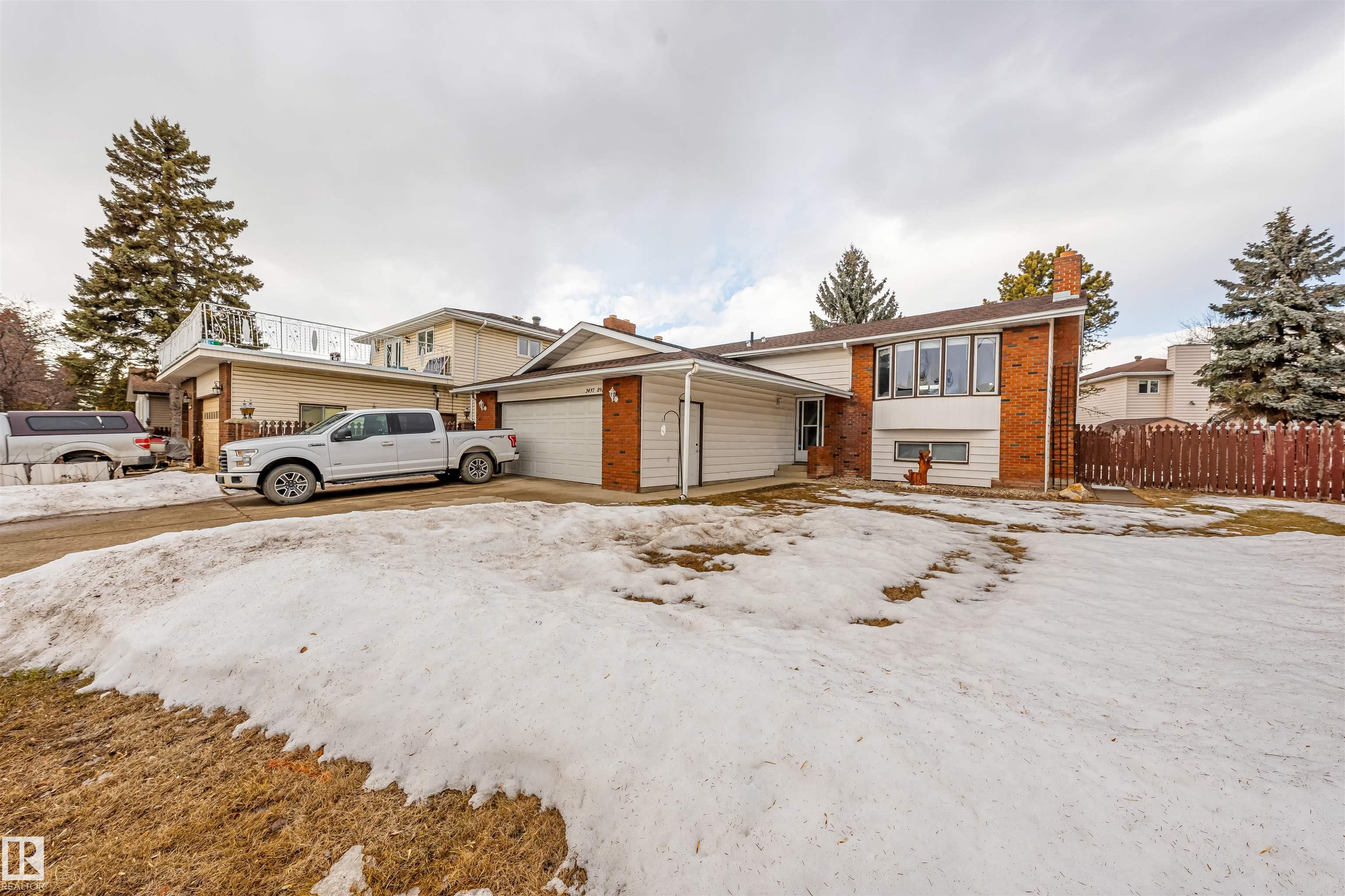 2437 89 Street NW, Meyonohk, Edmonton 2