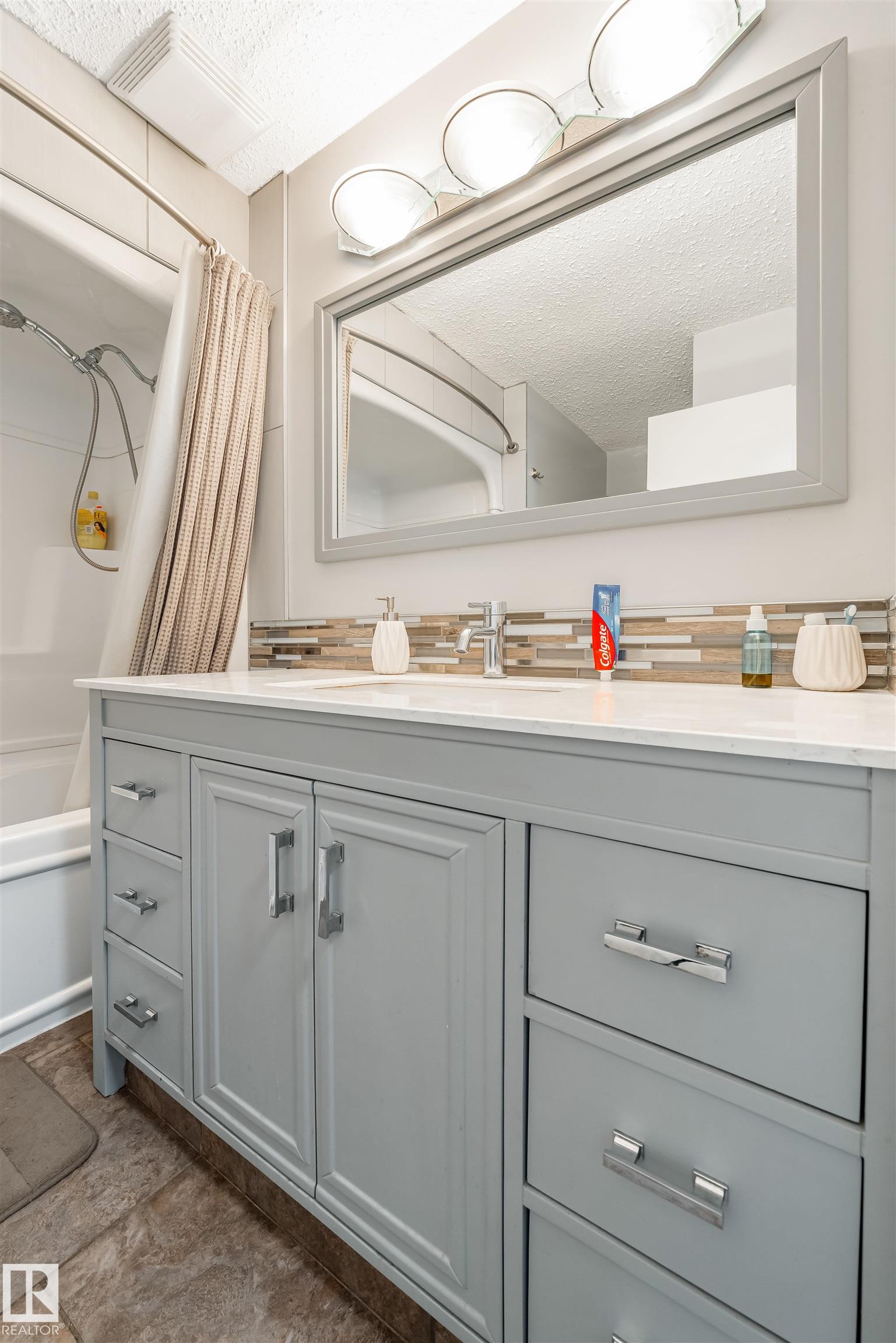 Photo 21 at 2437 89 Street NW, Meyonohk, Edmonton