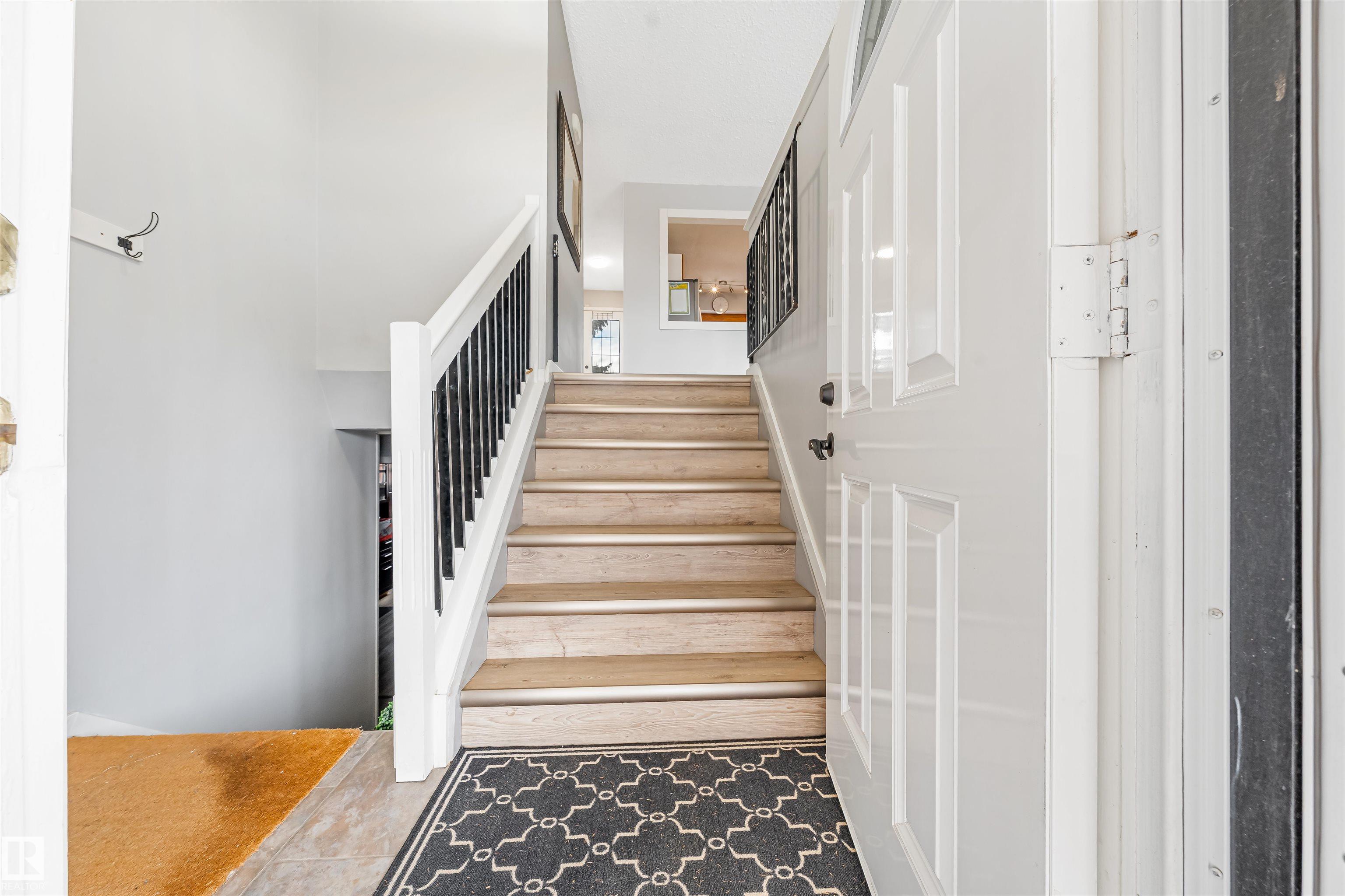 Photo 25 at 2437 89 Street NW, Meyonohk, Edmonton