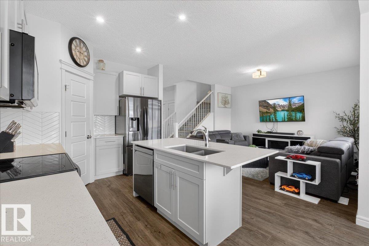 Photo 18 at 13072 211 Street NW, Trumpeter Area, Edmonton