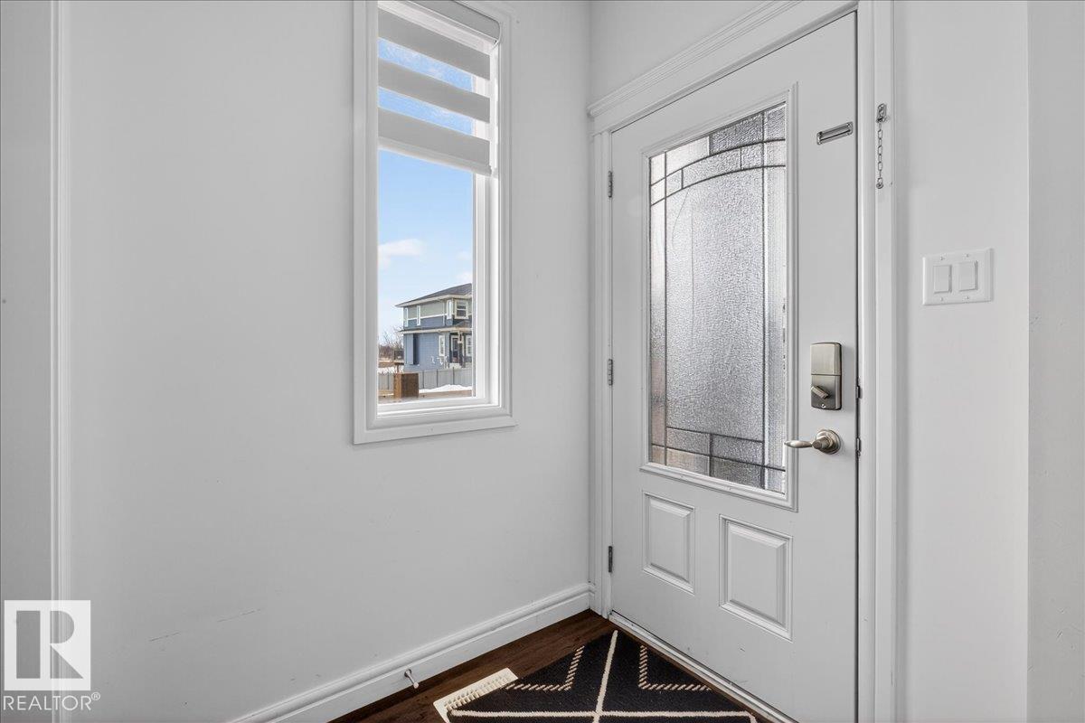 Photo 7 at 13072 211 Street NW, Trumpeter Area, Edmonton