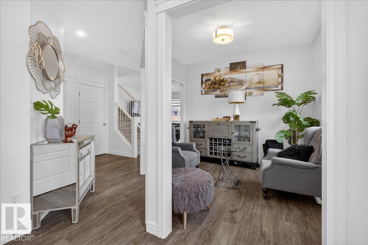 Photo 8 at 13072 211 Street NW, Trumpeter Area, Edmonton