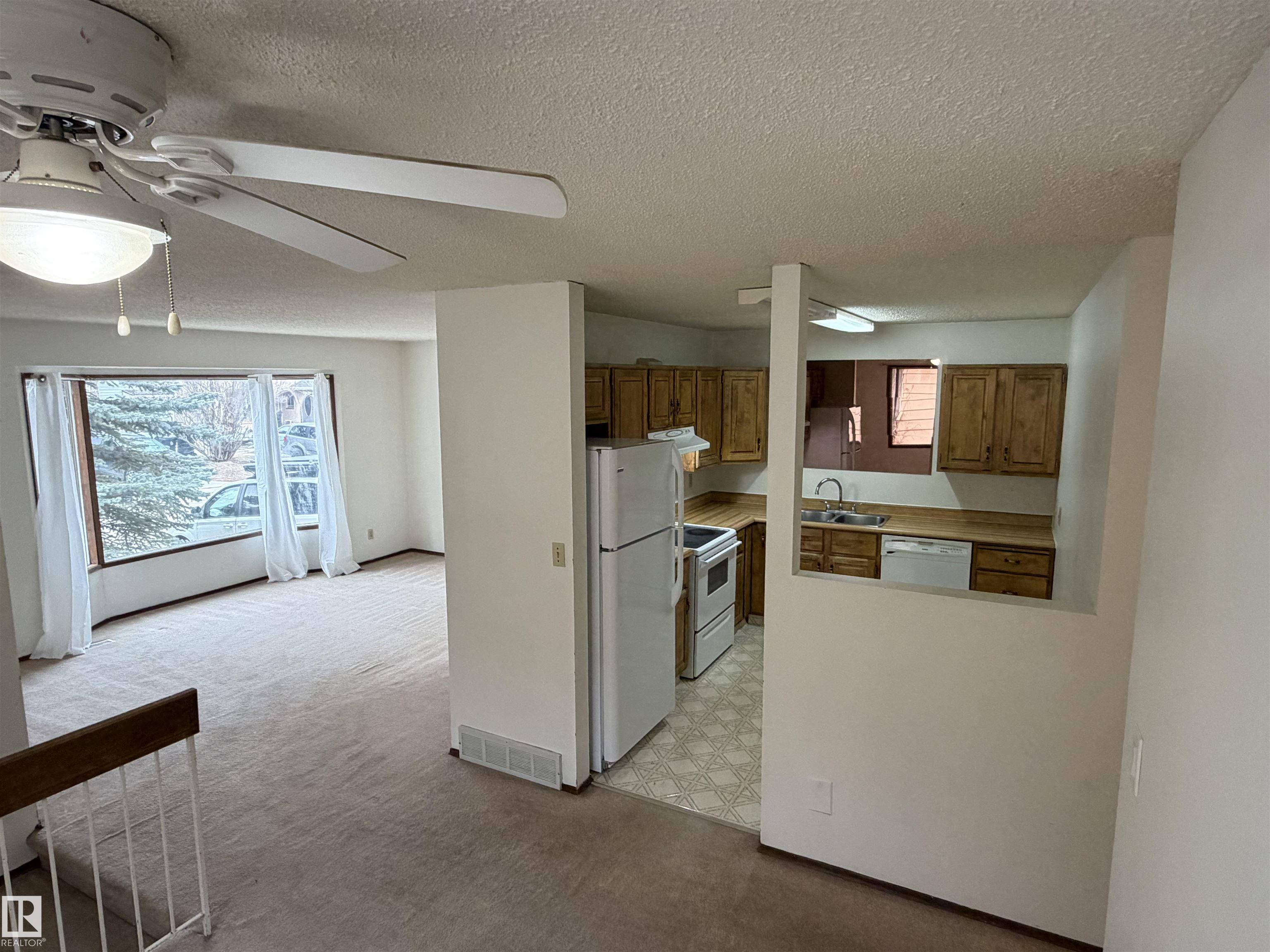 Photo 12 at 121 Wellington Crescent, Woodhaven, Spruce Grove