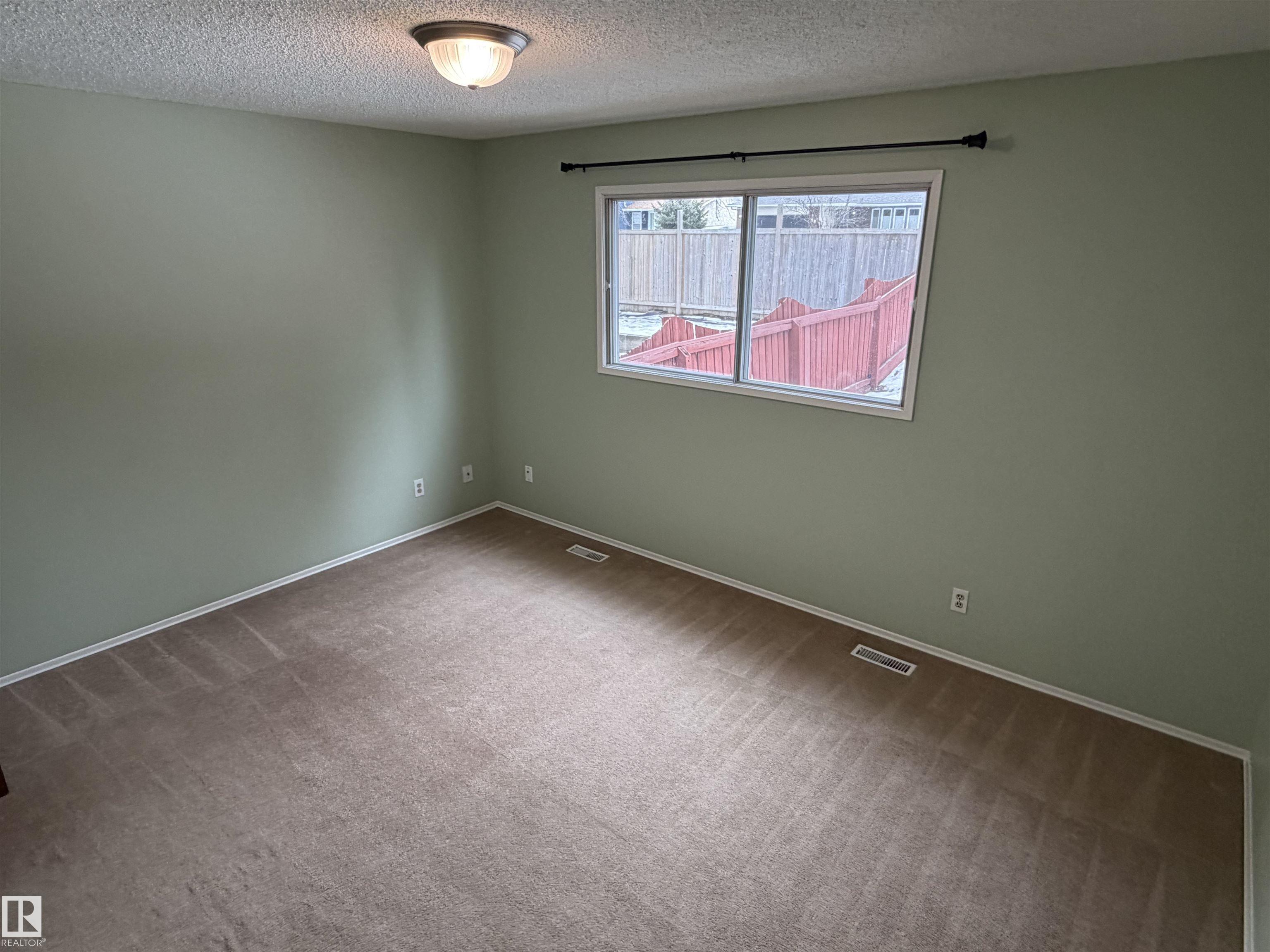 Photo 22 at 121 Wellington Crescent, Woodhaven, Spruce Grove