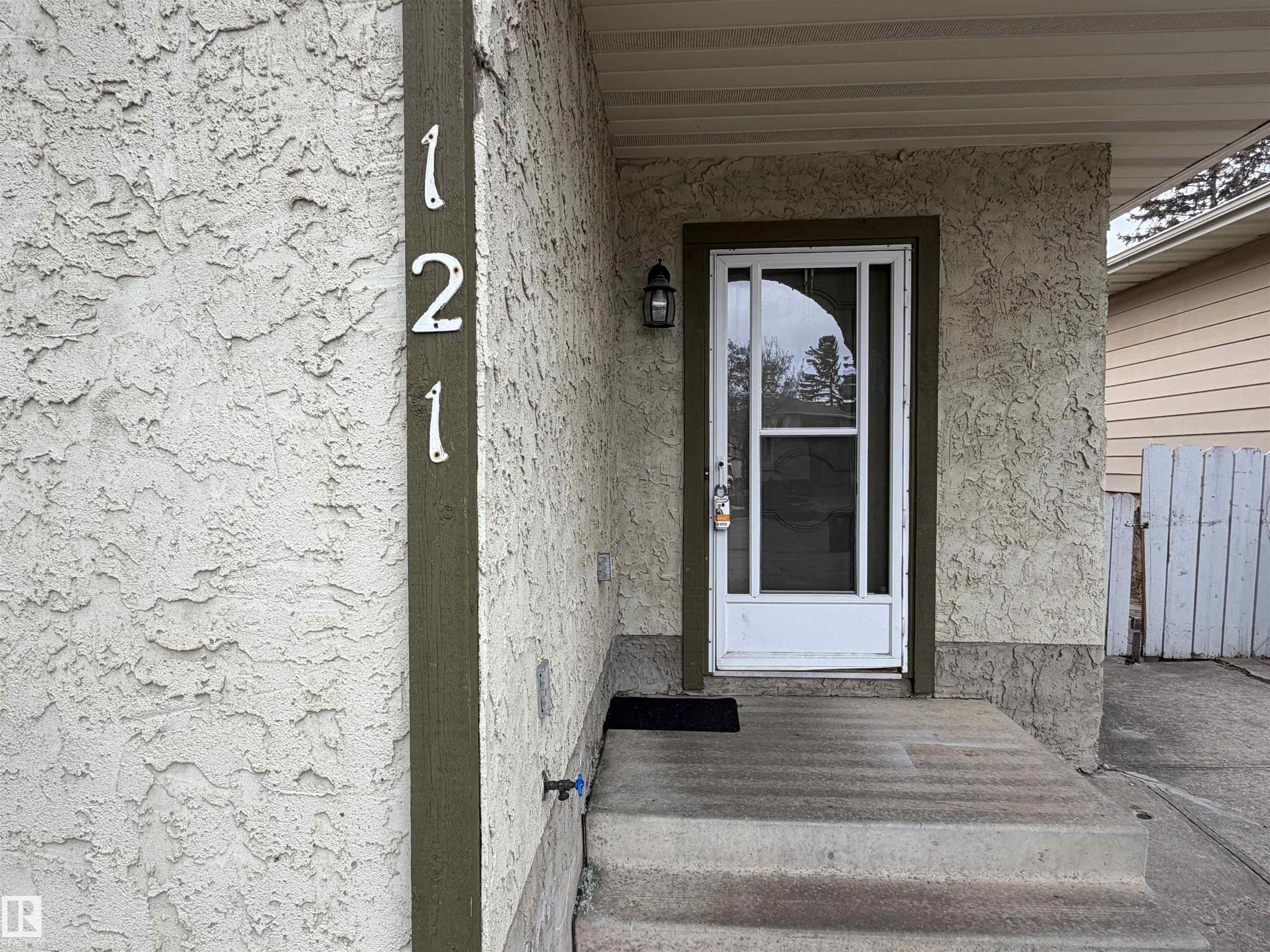 Photo 4 at 121 Wellington Crescent, Woodhaven, Spruce Grove