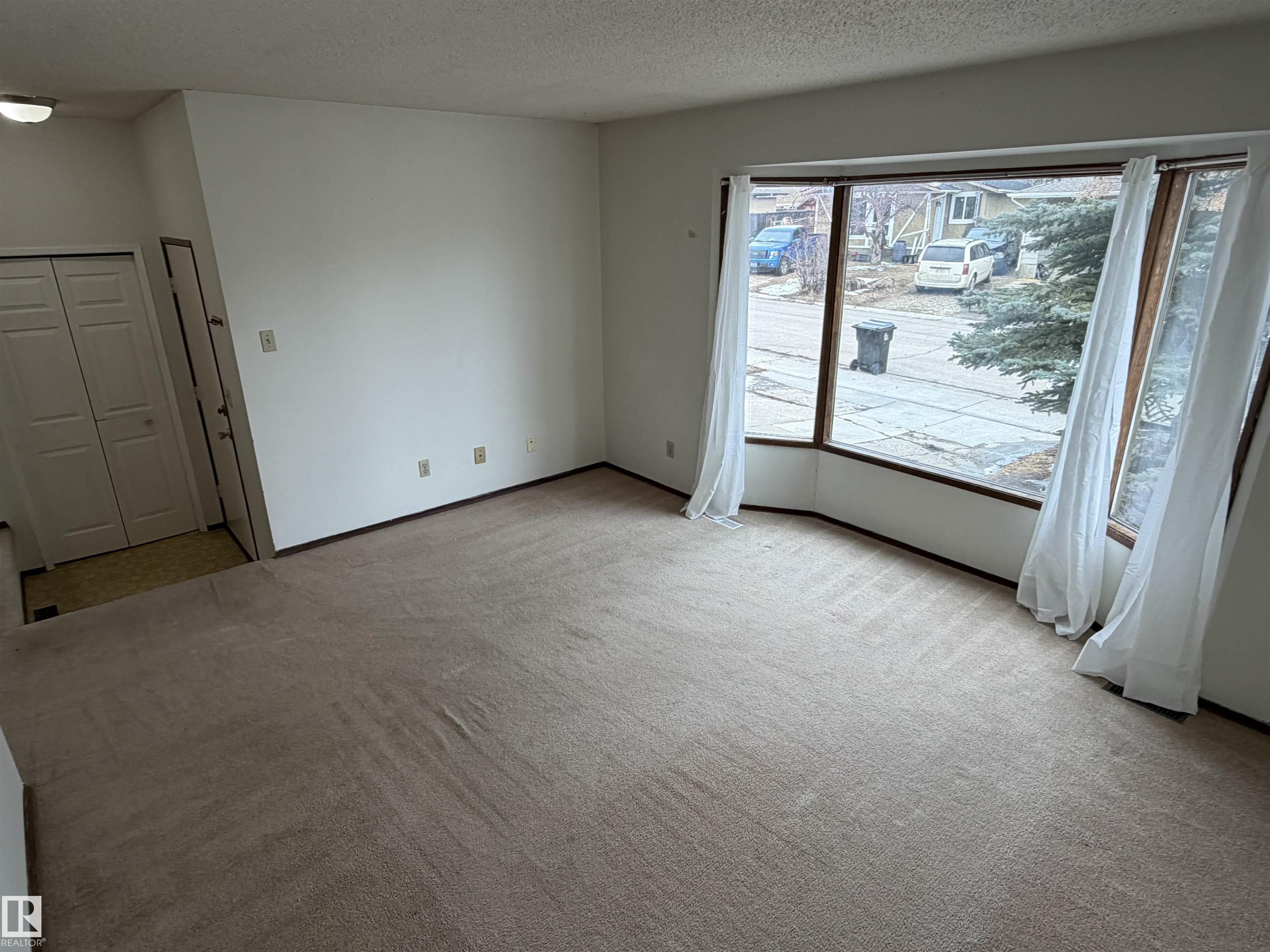 Photo 10 at 121 Wellington Crescent, Woodhaven, Spruce Grove