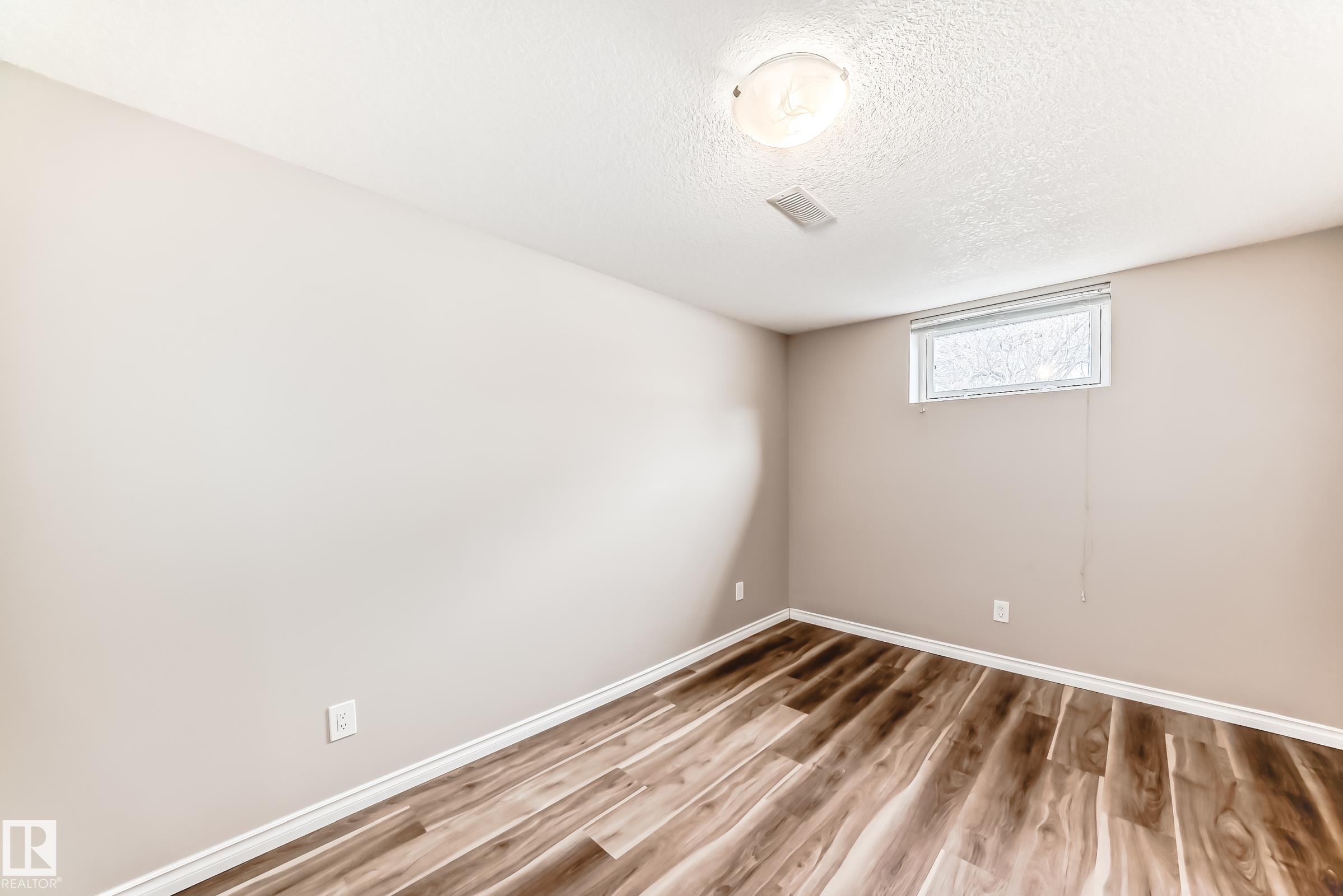 Photo 33 at 10329 150 Street NW, Canora, Edmonton