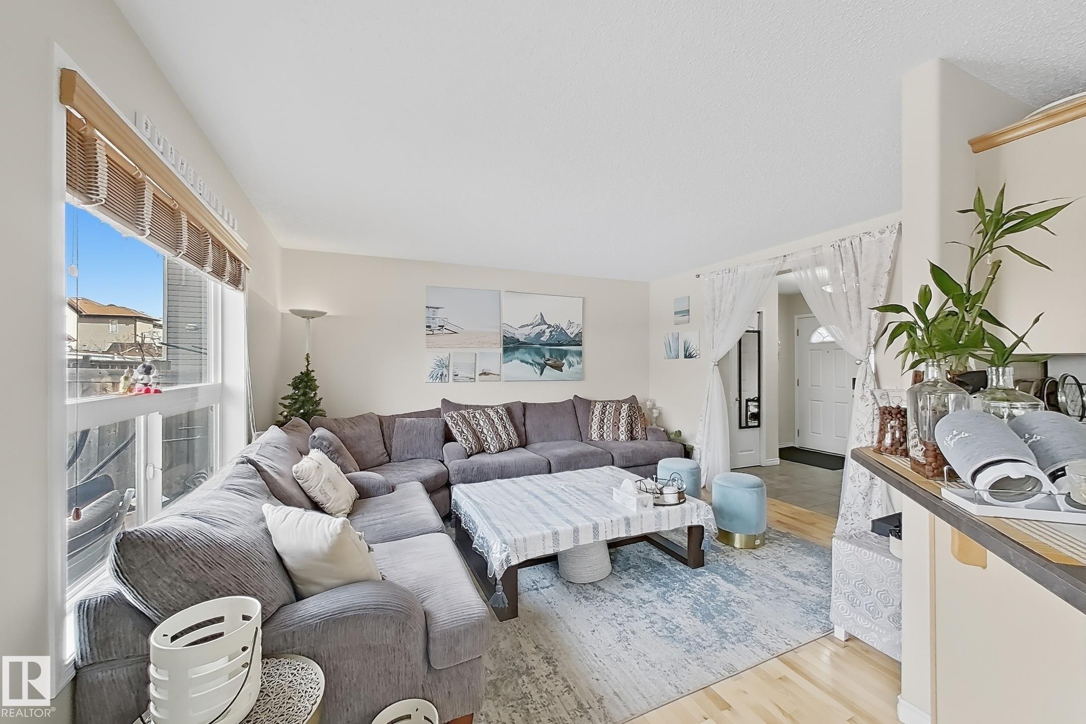 Photo 15 at 3120 25 Avenue NW, Silver Berry, Edmonton