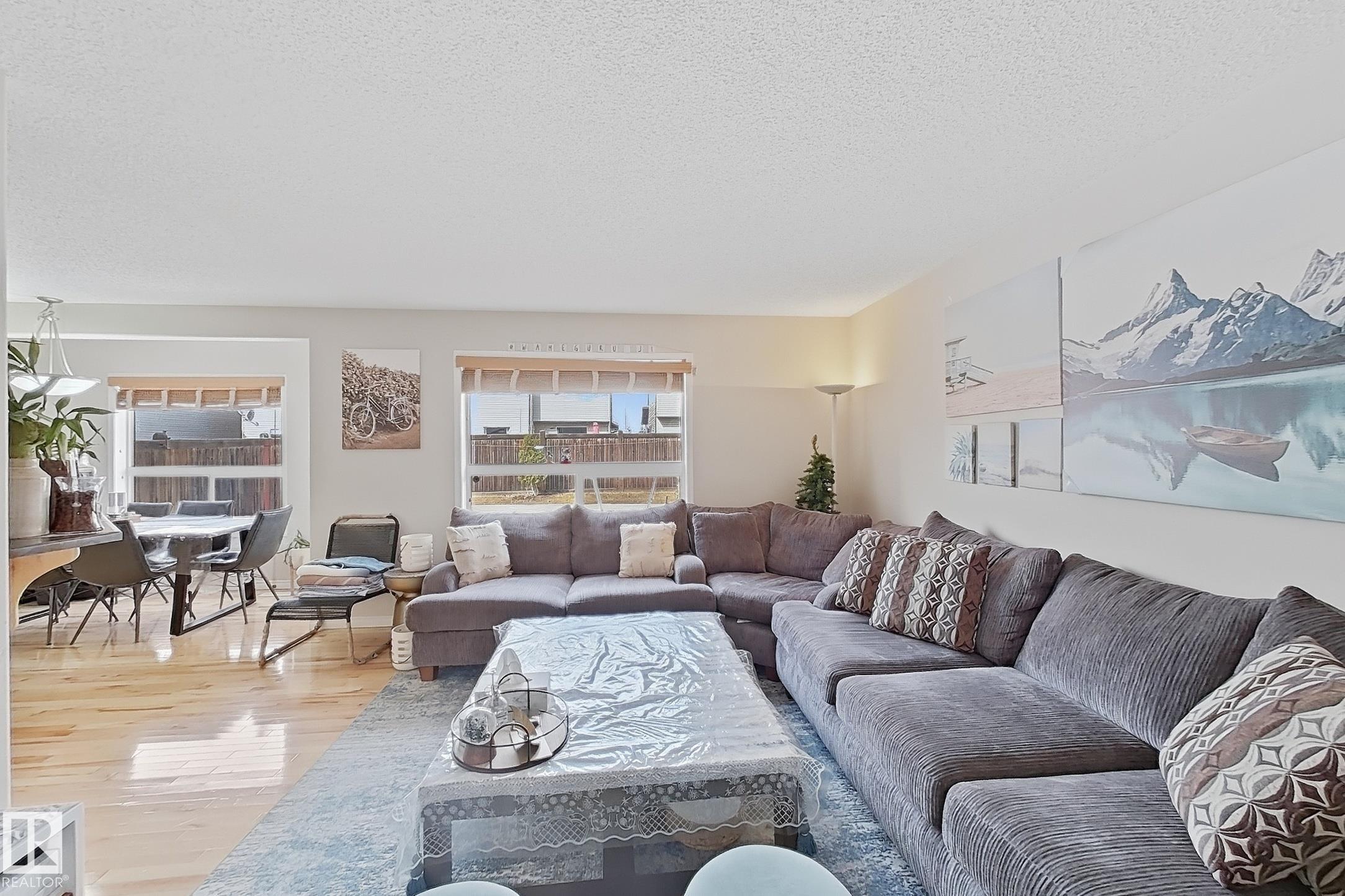 Photo 16 at 3120 25 Avenue NW, Silver Berry, Edmonton