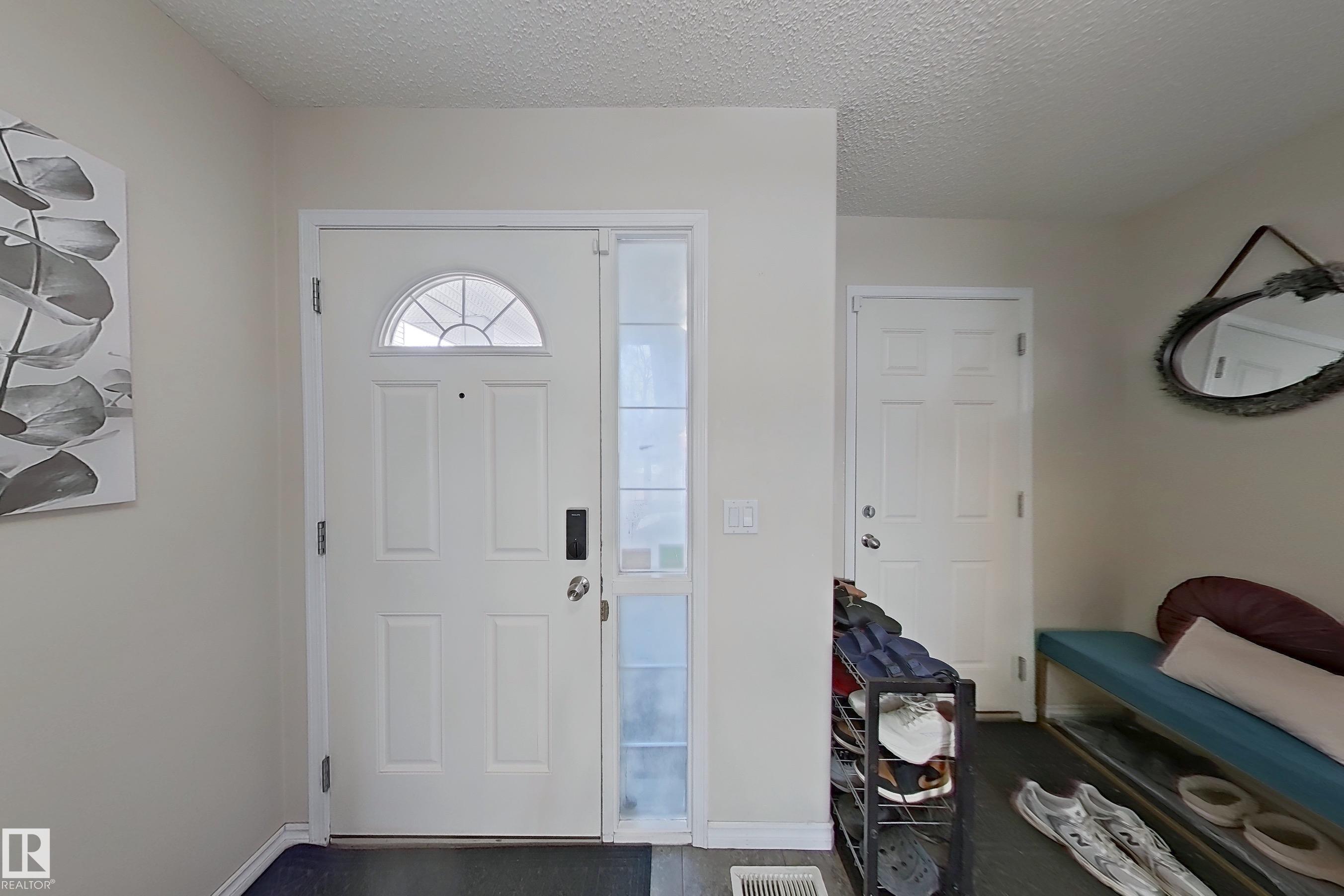 Photo 5 at 3120 25 Avenue NW, Silver Berry, Edmonton