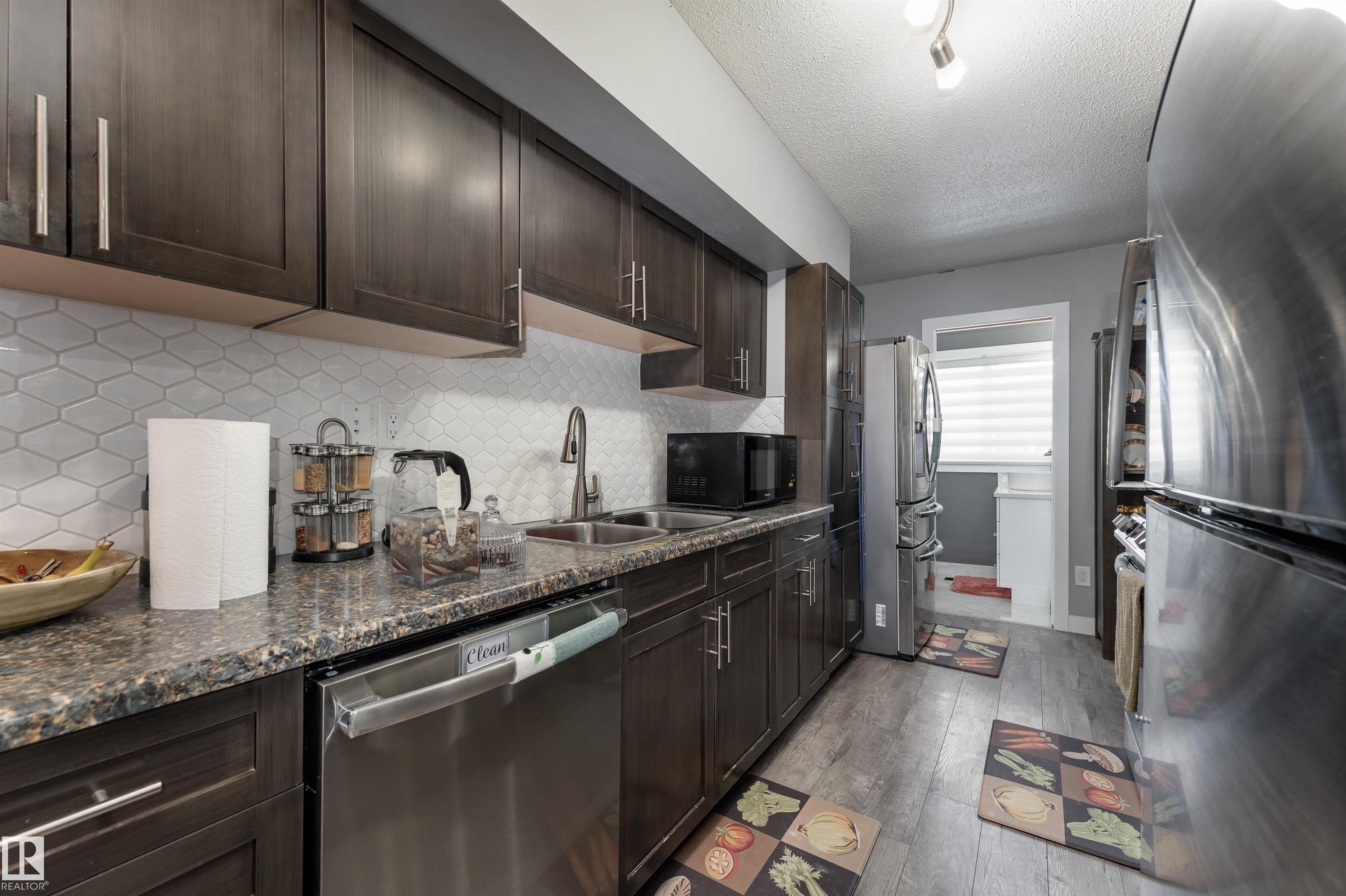 110 Centennial crest NW, Britannia Youngstown, Edmonton