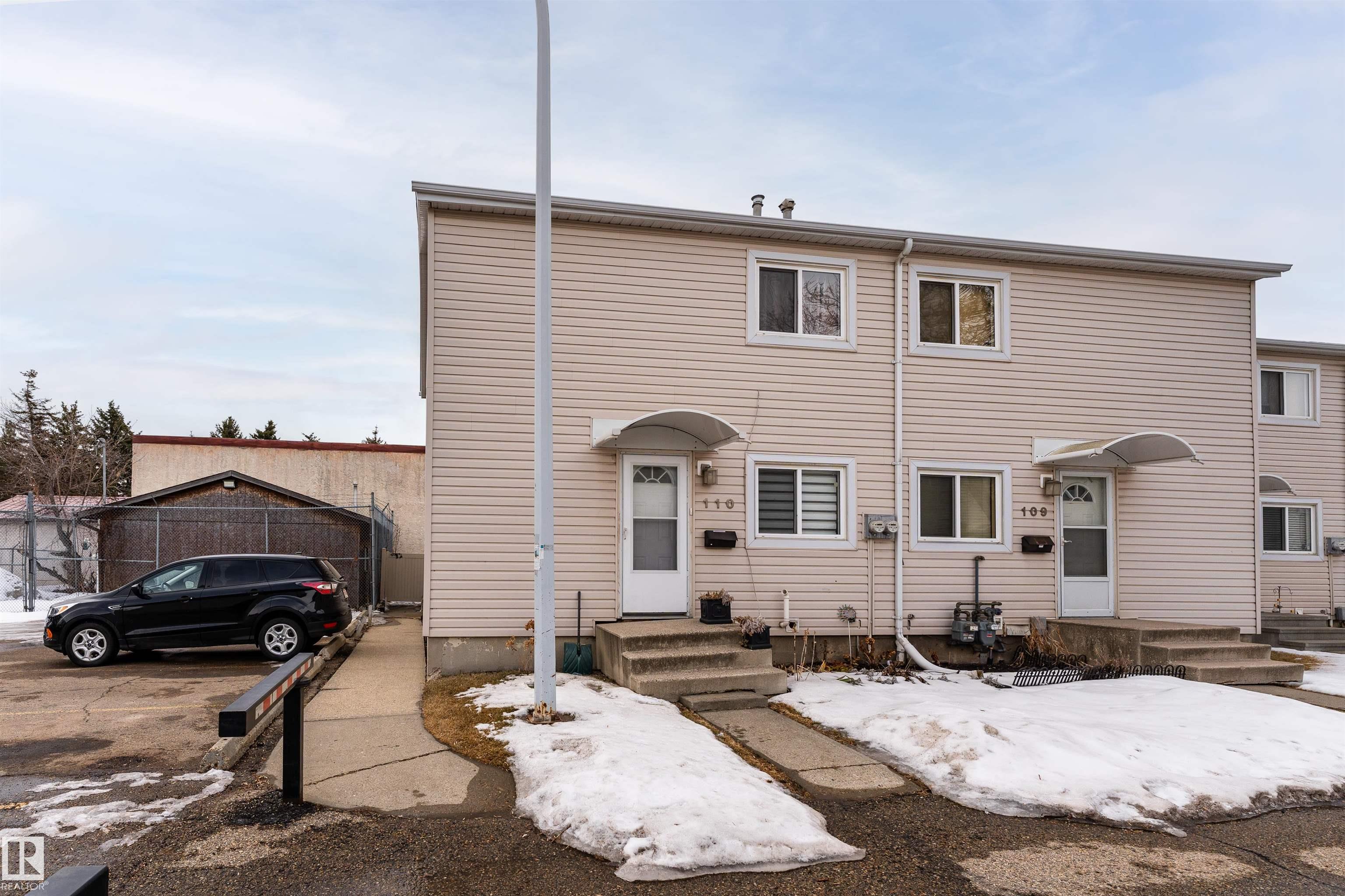 110 Centennial crest NW, Britannia Youngstown, Edmonton