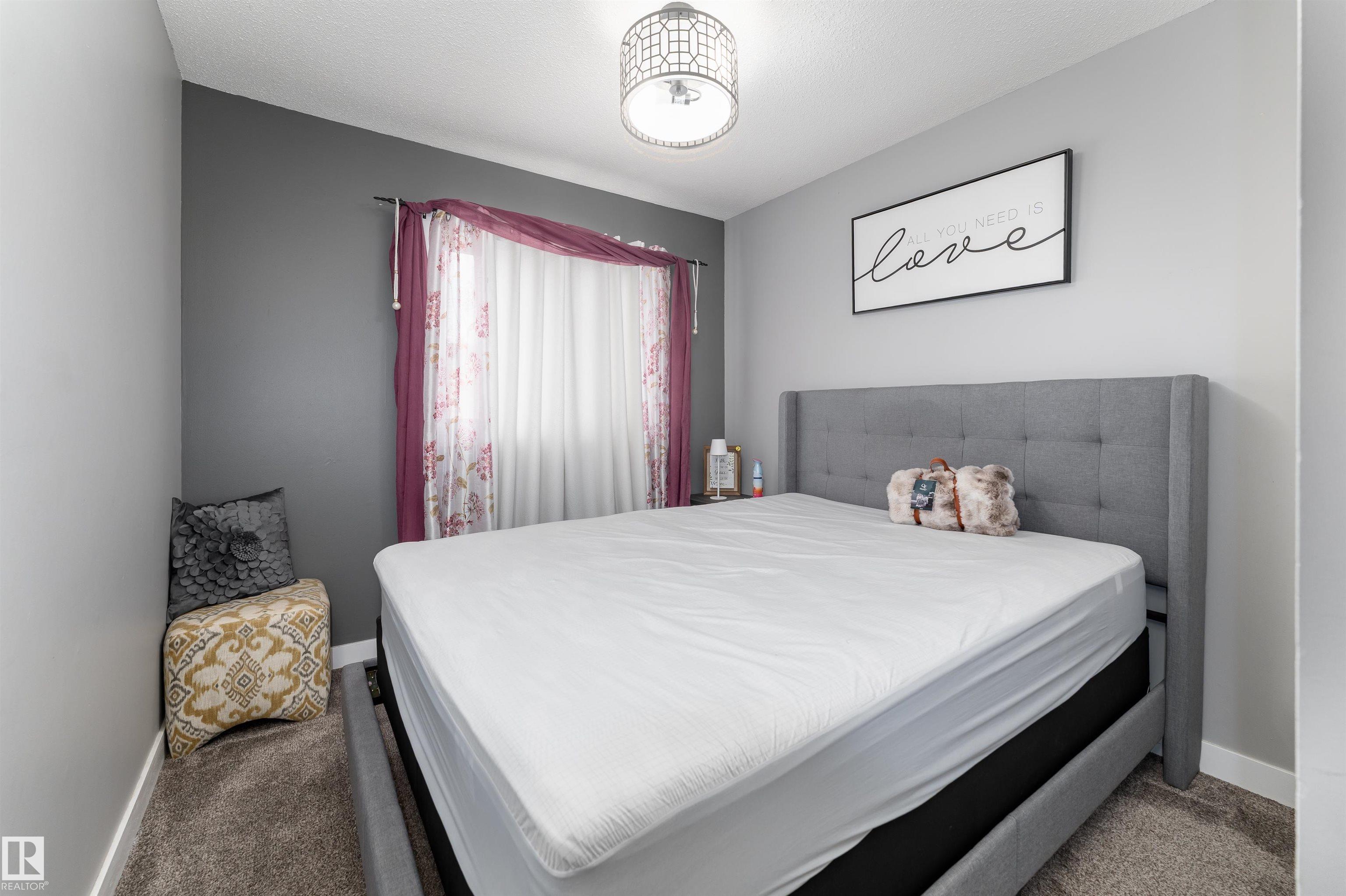 Photo 19 at 110 Centennial crest NW, Britannia Youngstown, Edmonton