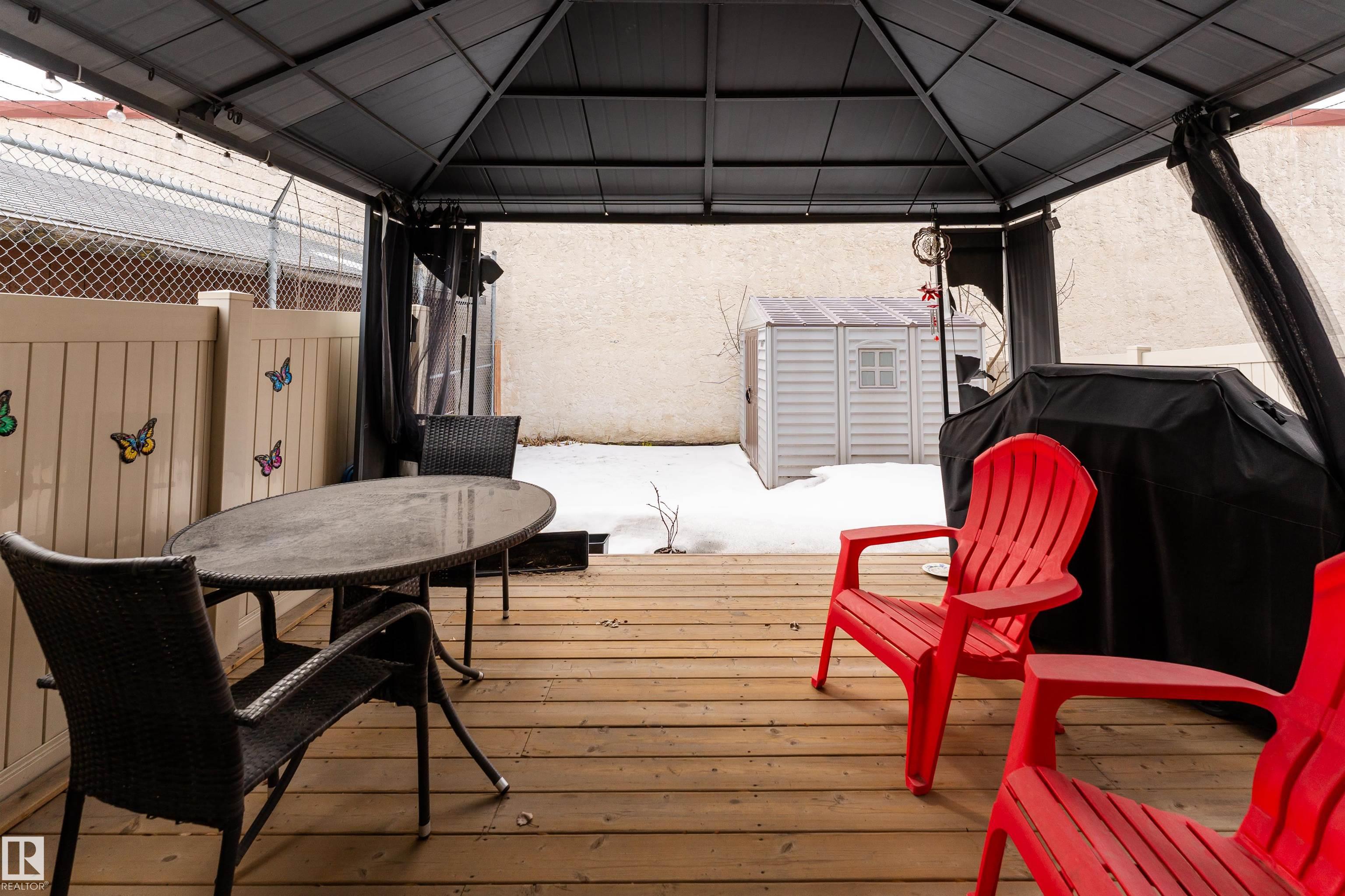 Photo 24 at 110 Centennial crest NW, Britannia Youngstown, Edmonton