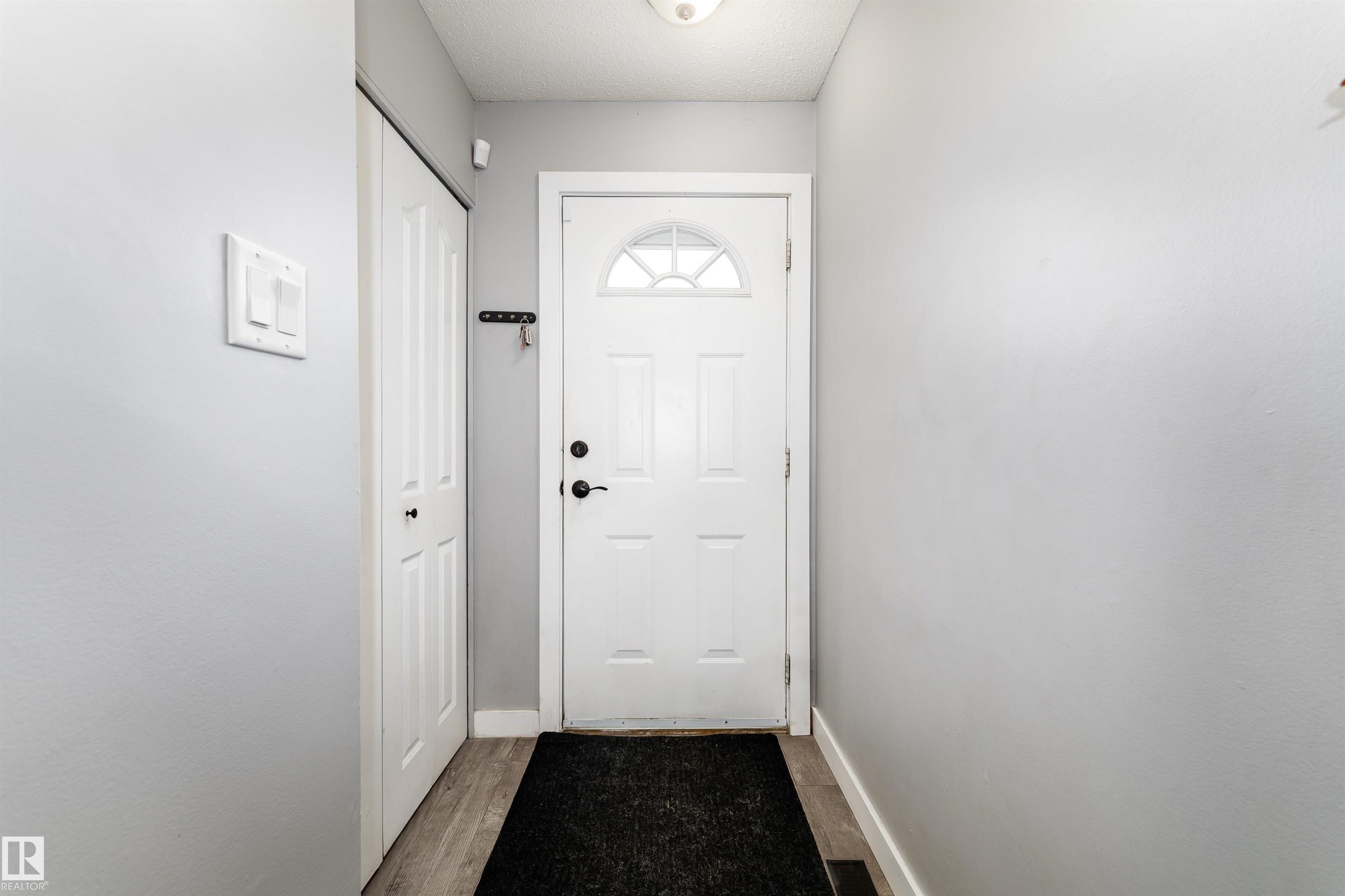 110 Centennial crest NW, Britannia Youngstown, Edmonton