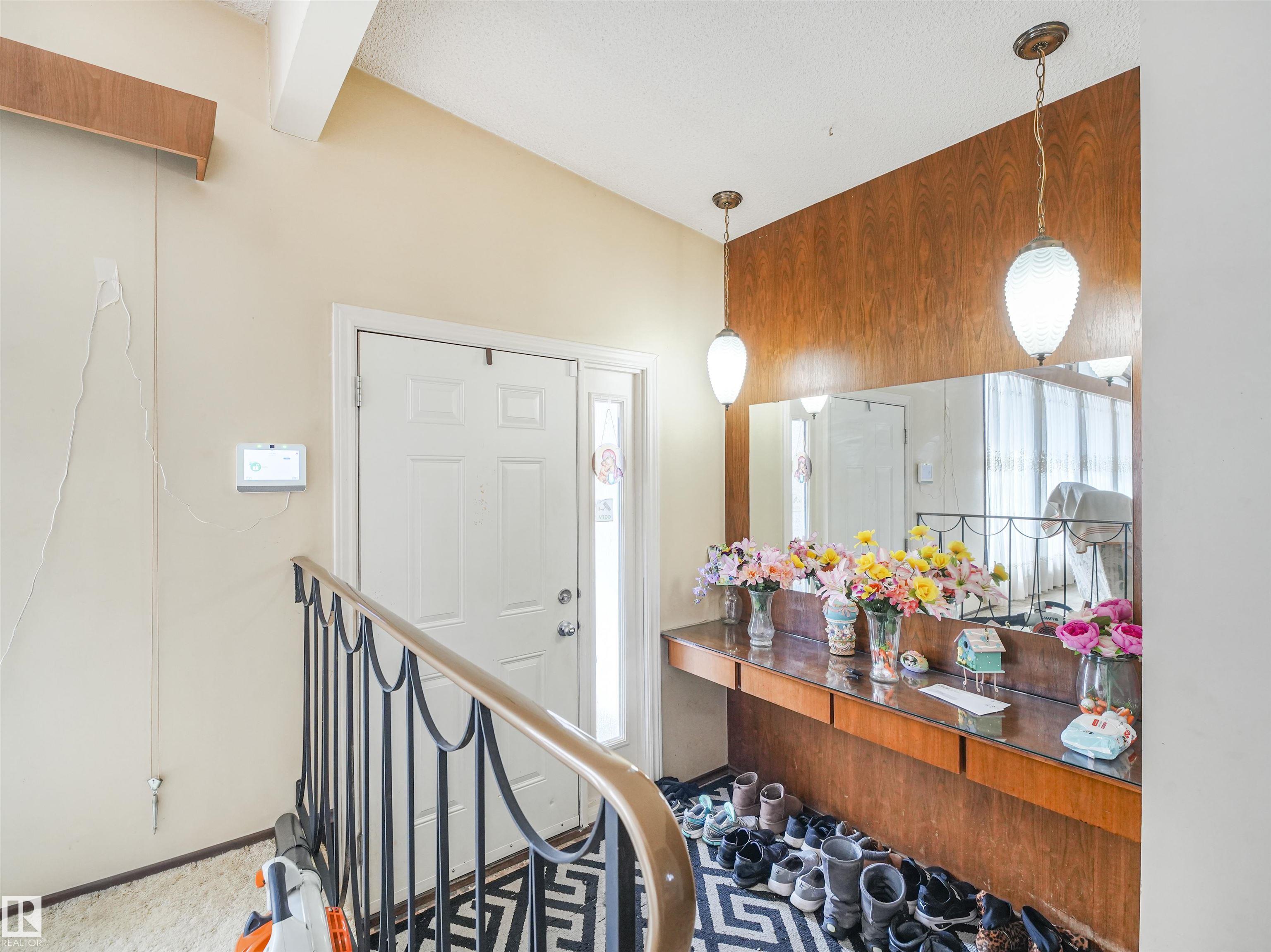 Photo 21 at 8608 137ave Avenue NW, Northmount, Edmonton