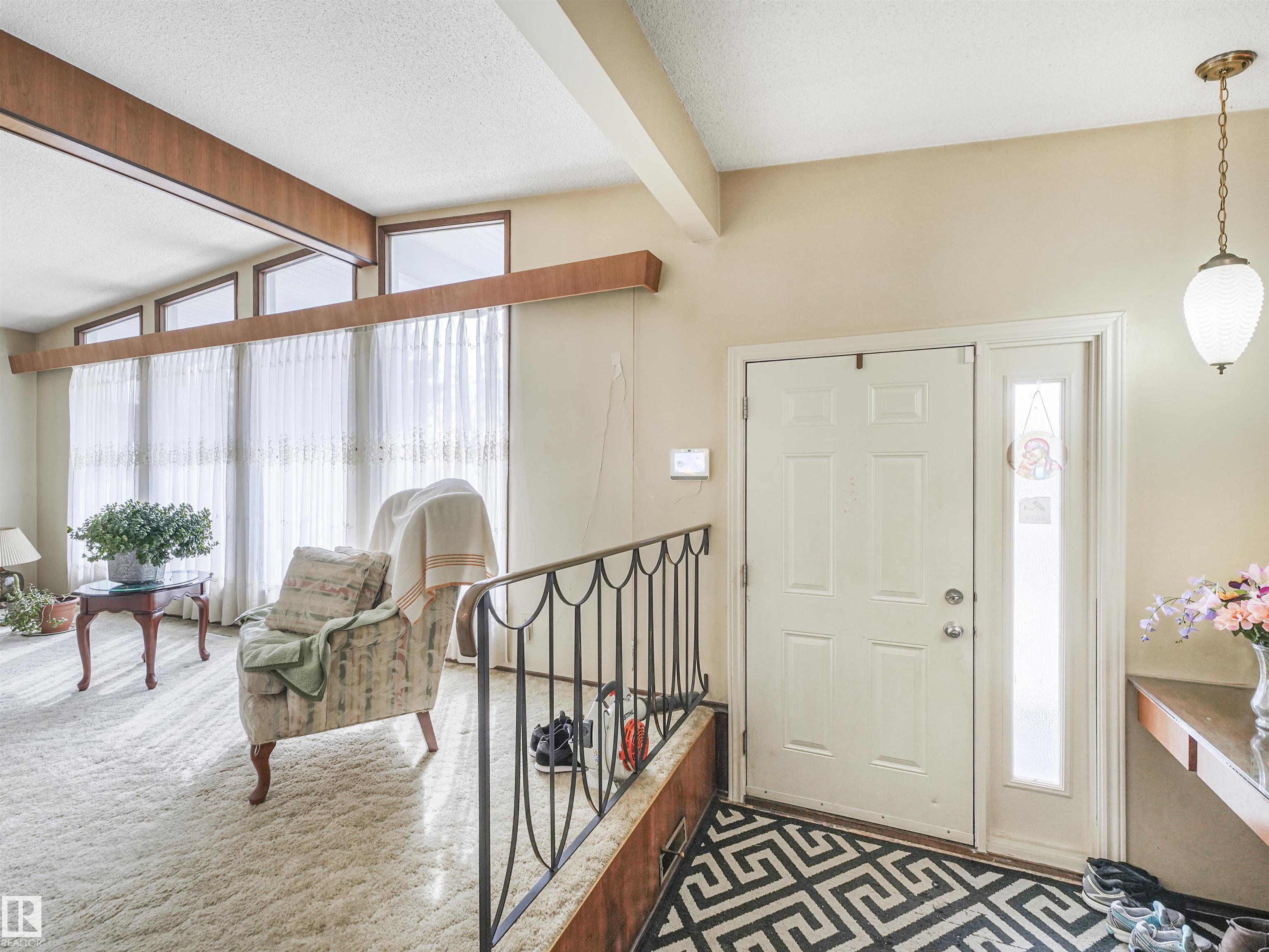 Photo 22 at 8608 137ave Avenue NW, Northmount, Edmonton