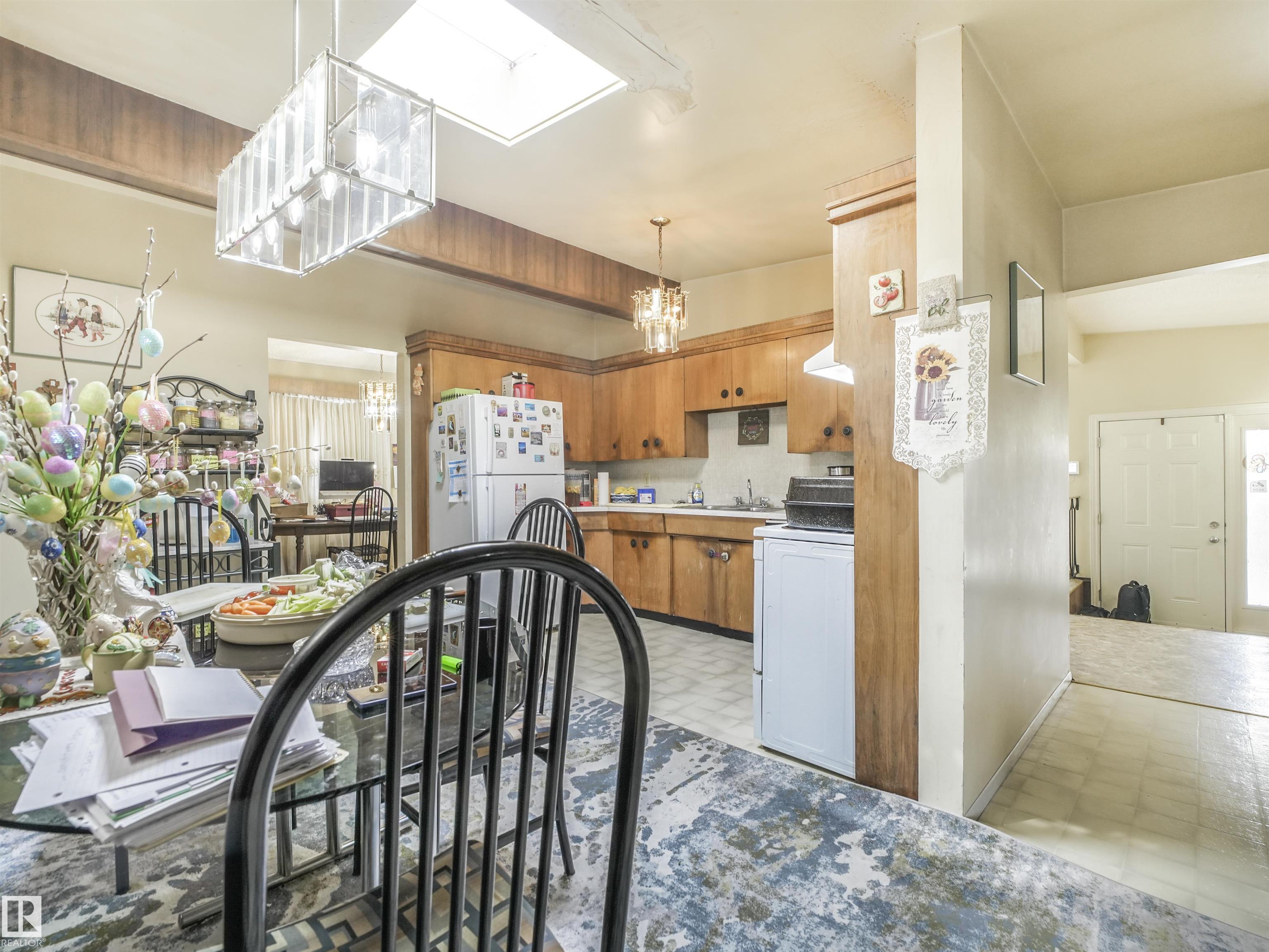 Photo 29 at 8608 137ave Avenue NW, Northmount, Edmonton