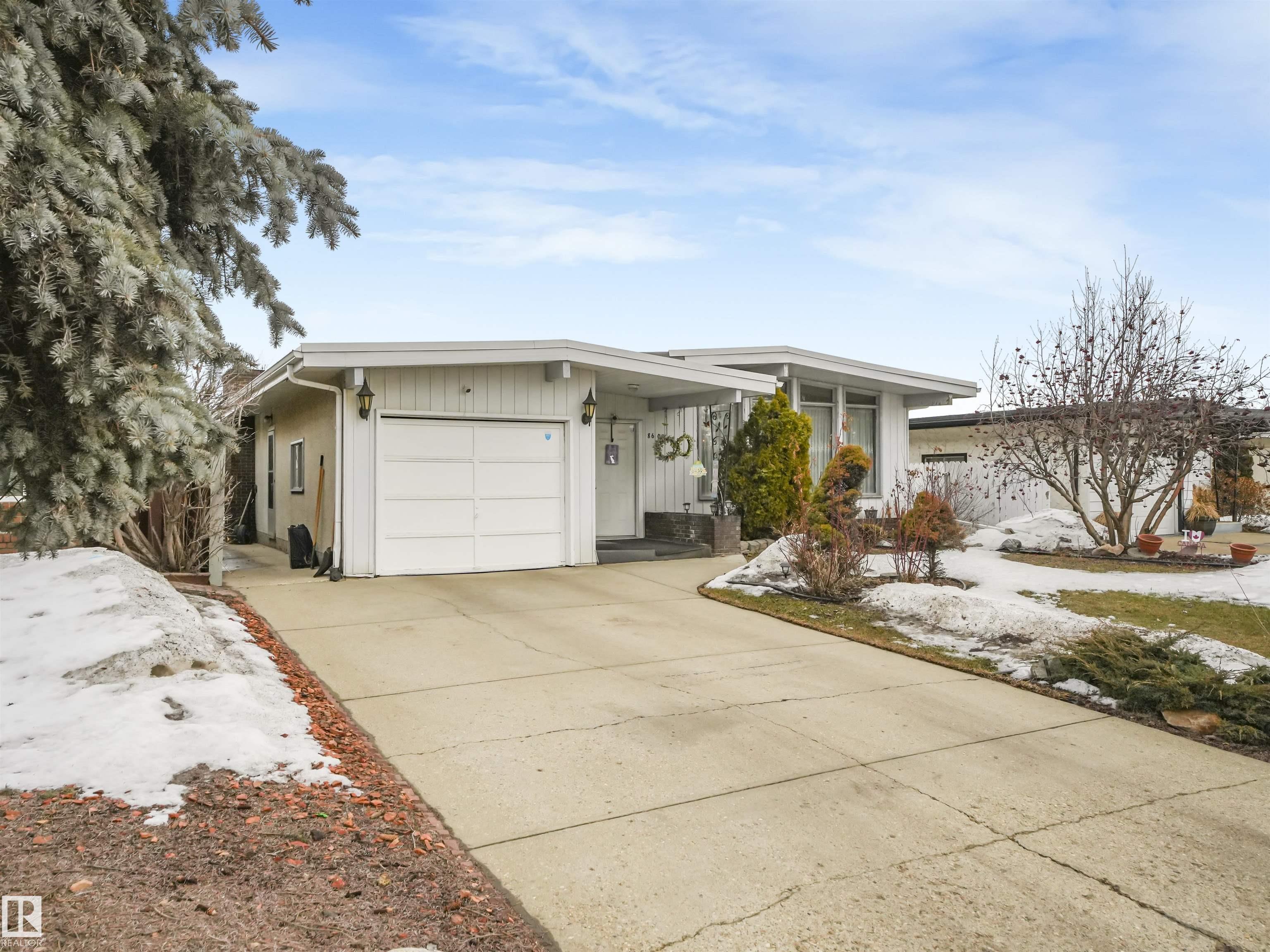 8608 137ave Avenue NW, Northmount, Edmonton