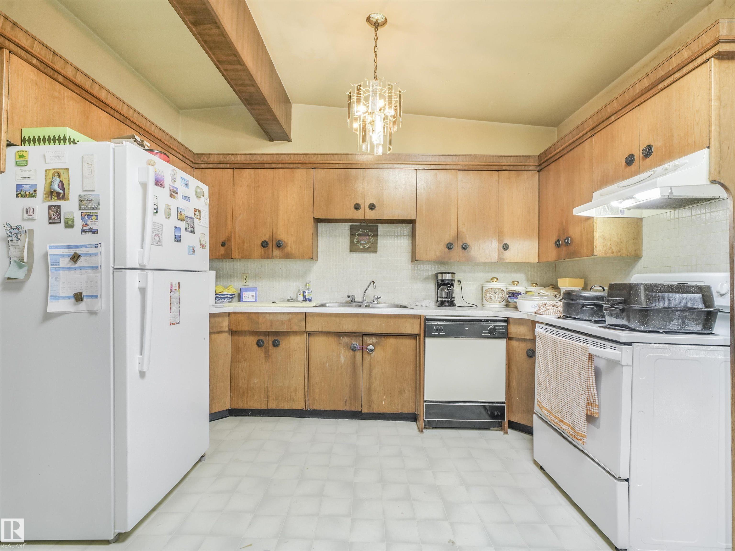 Photo 31 at 8608 137ave Avenue NW, Northmount, Edmonton