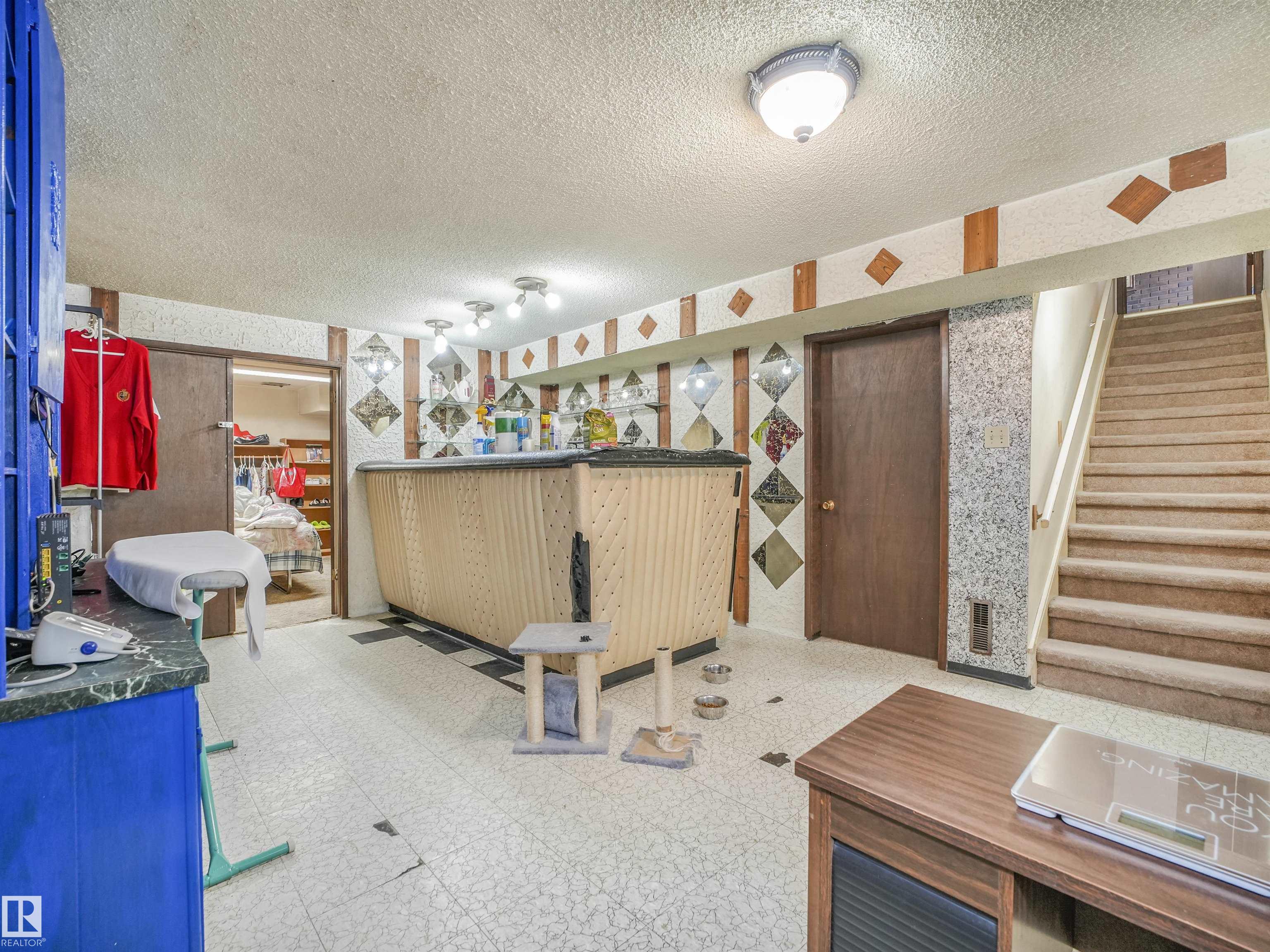 Photo 42 at 8608 137ave Avenue NW, Northmount, Edmonton