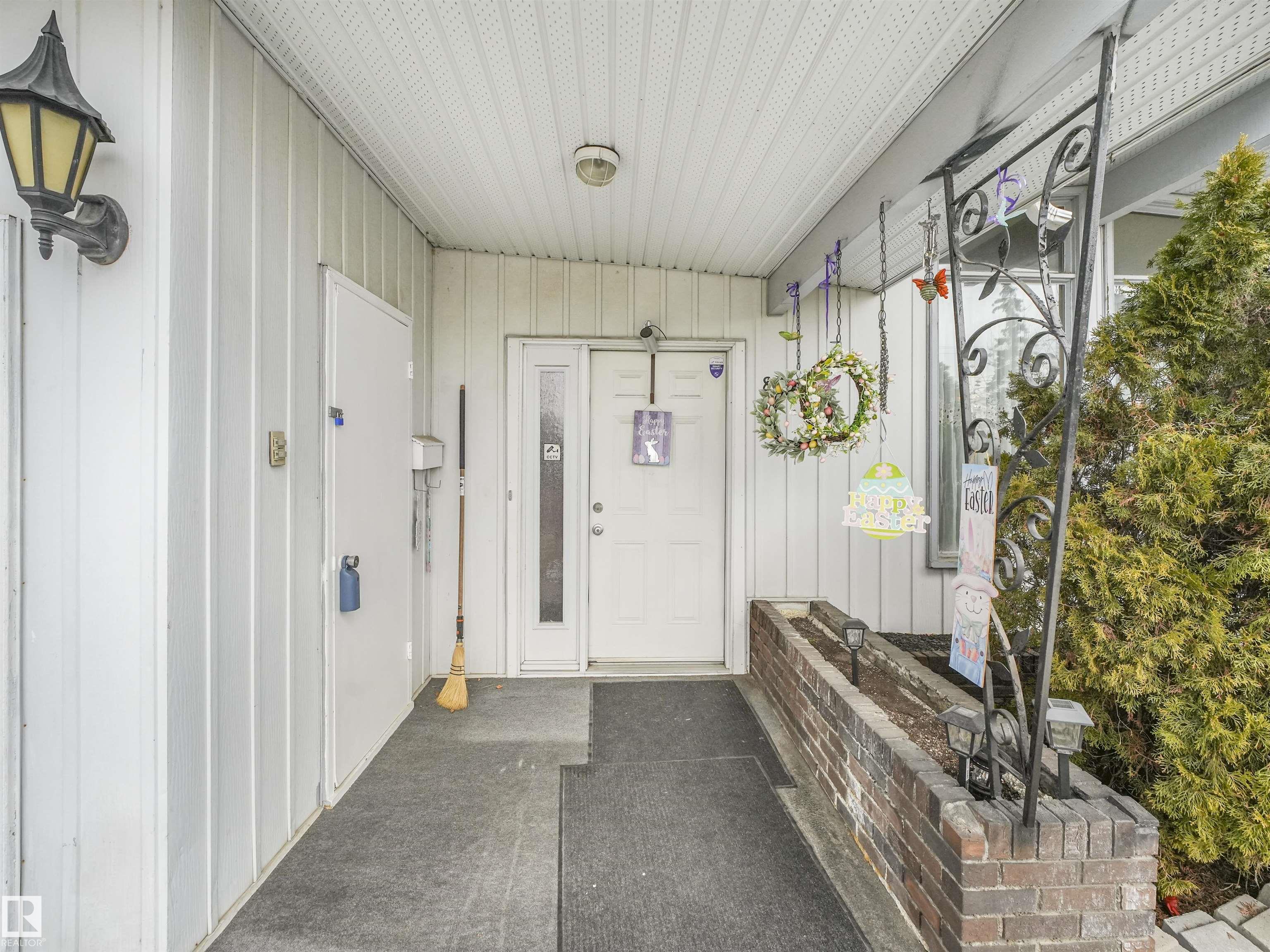 Photo 6 at 8608 137ave Avenue NW, Northmount, Edmonton