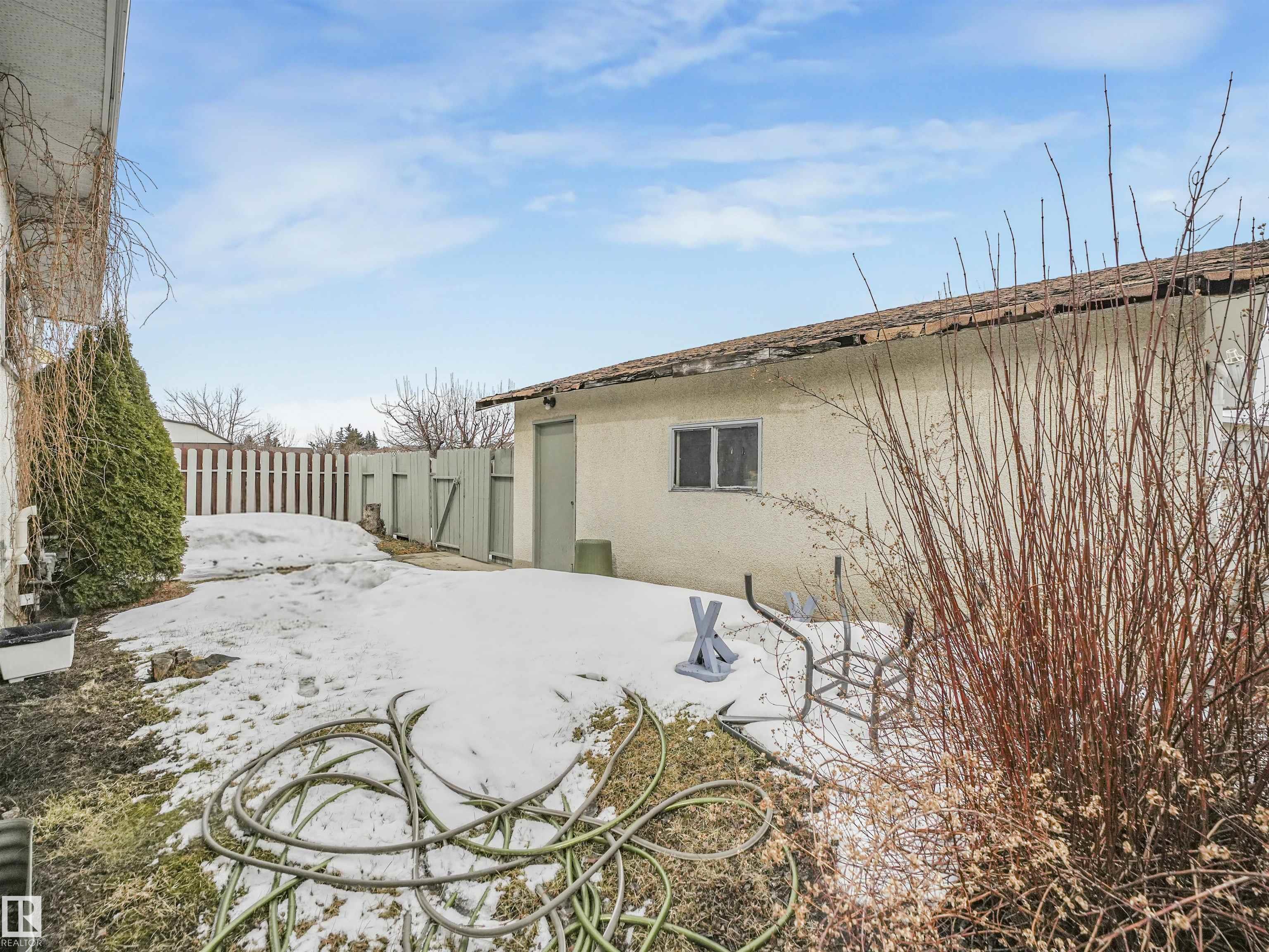 Photo 9 at 8608 137ave Avenue NW, Northmount, Edmonton