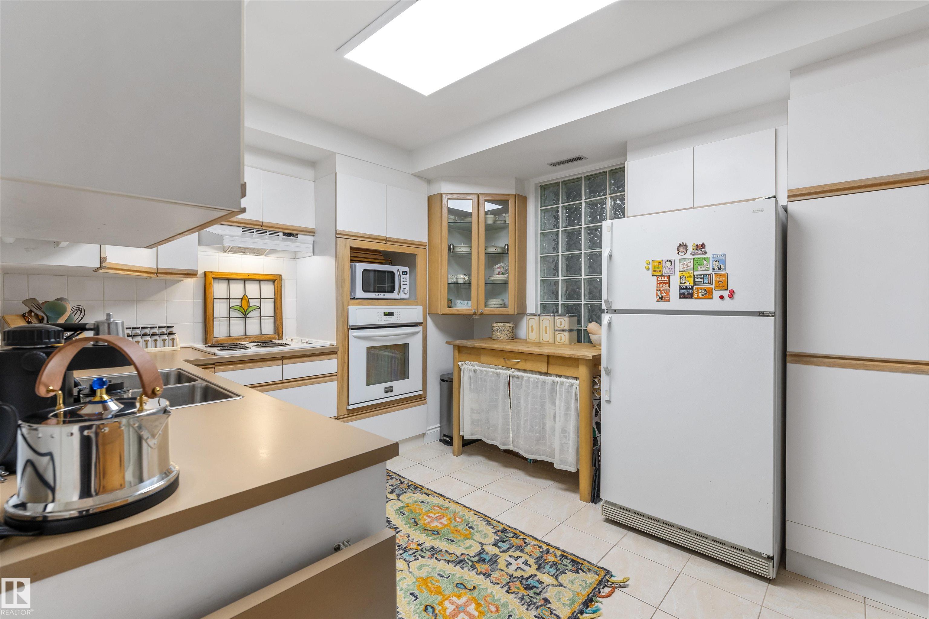 Photo 8 at 205 - 9131 99 Street NW, Strathcona, Edmonton