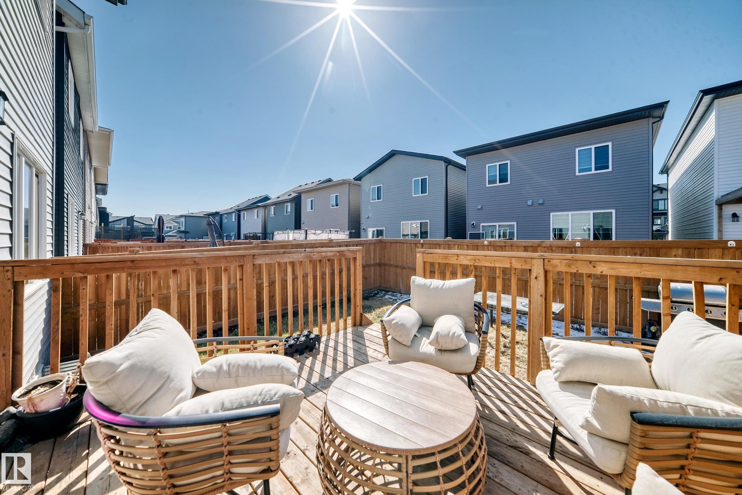https://zimg.paragon.ice.com/ParagonImages/Property/PM/RAE/225393596/11/0/0/cacf5d36e55dcb87471274fe483dd125/1/d51430fe783ffb7e35d39cb95b139e1c/225393596-18cbf16d-15be-4963-9502-7b7621ac7f6a.JPG