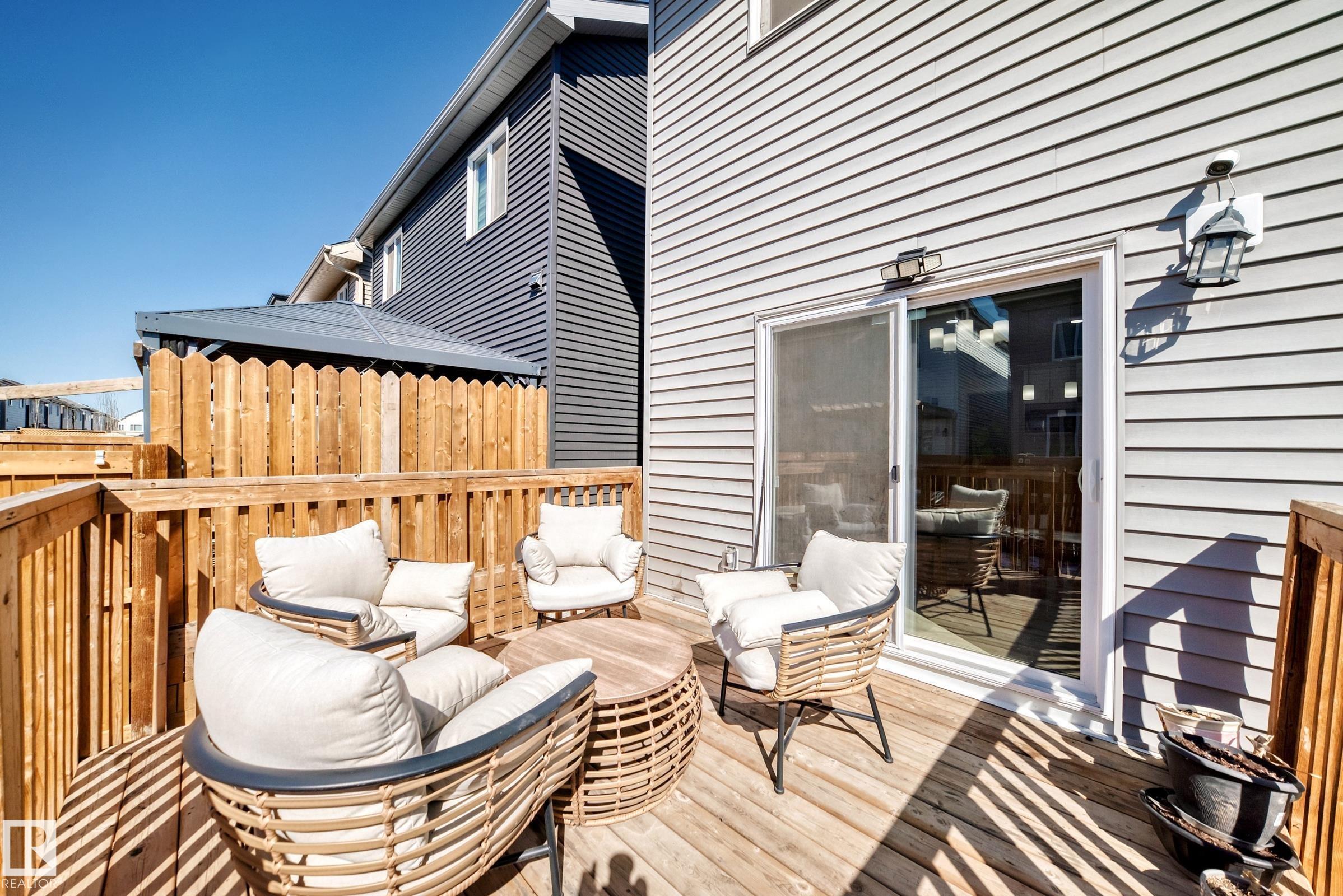 https://zimg.paragon.ice.com/ParagonImages/Property/PM/RAE/225393596/12/0/0/1d84d10cae114eebeab8c02d11c61364/1/d51430fe783ffb7e35d39cb95b139e1c/225393596-c09f0fa4-4d1f-428b-8d89-668efa5d8584.JPG
