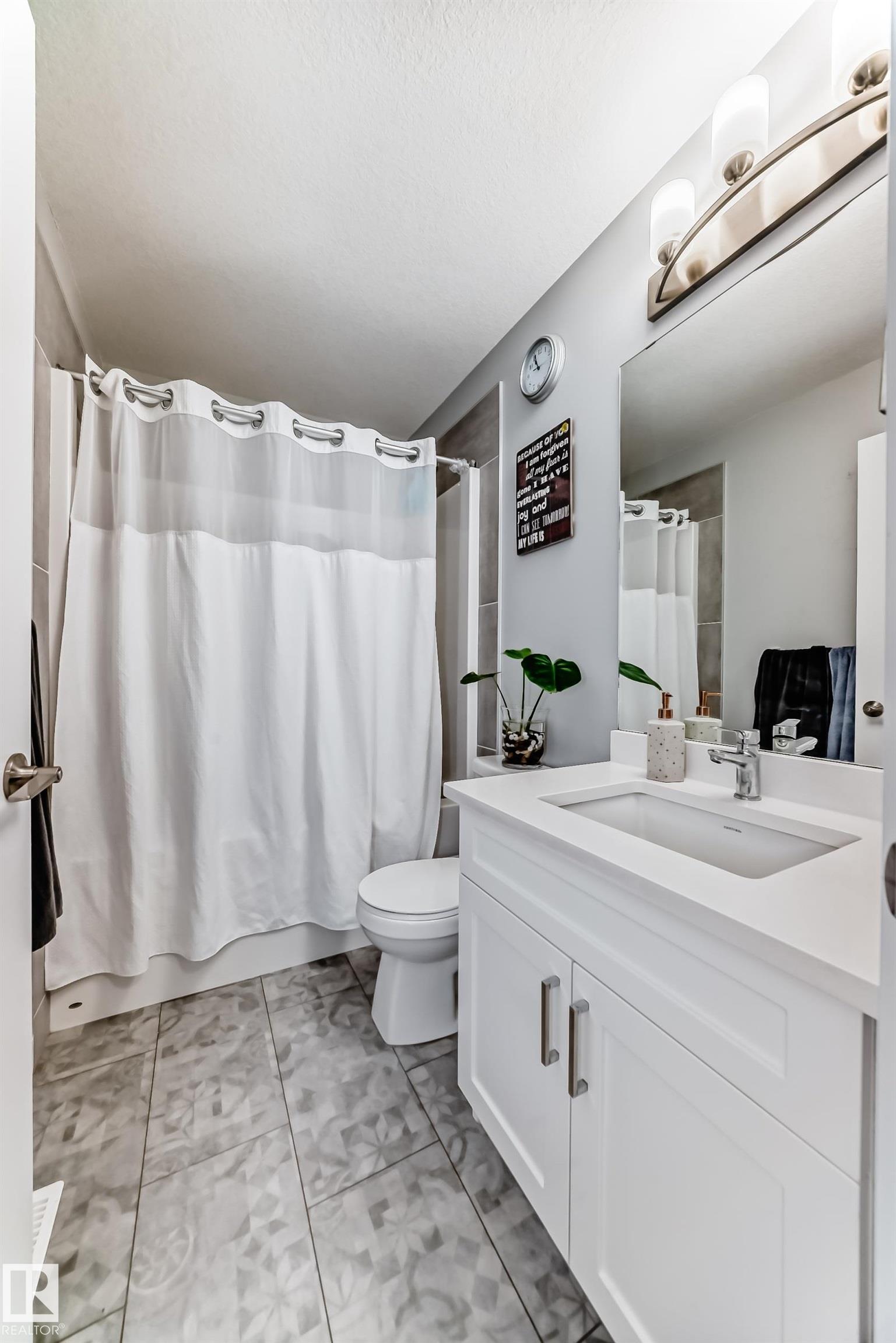 https://zimg.paragon.ice.com/ParagonImages/Property/PM/RAE/225393596/38/0/0/c85f87f36346f7512dc60b5194c682f9/1/d51430fe783ffb7e35d39cb95b139e1c/225393596-f11252eb-3acd-4f5e-8f3f-8b1ee7baa38c.JPG