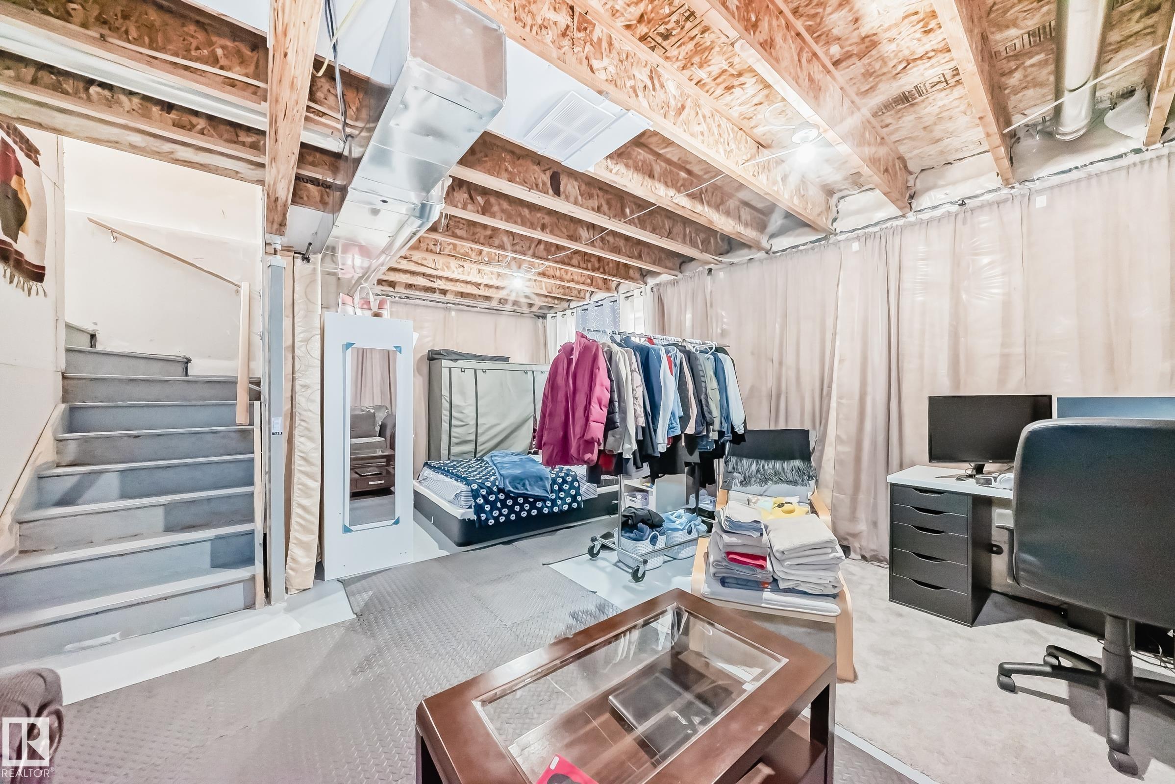 https://zimg.paragon.ice.com/ParagonImages/Property/PM/RAE/225393596/43/0/0/2eeae729454a7e342154536ef32045fa/1/d51430fe783ffb7e35d39cb95b139e1c/225393596-091c3922-b13b-416f-a2bb-c8afd31c192d.JPG