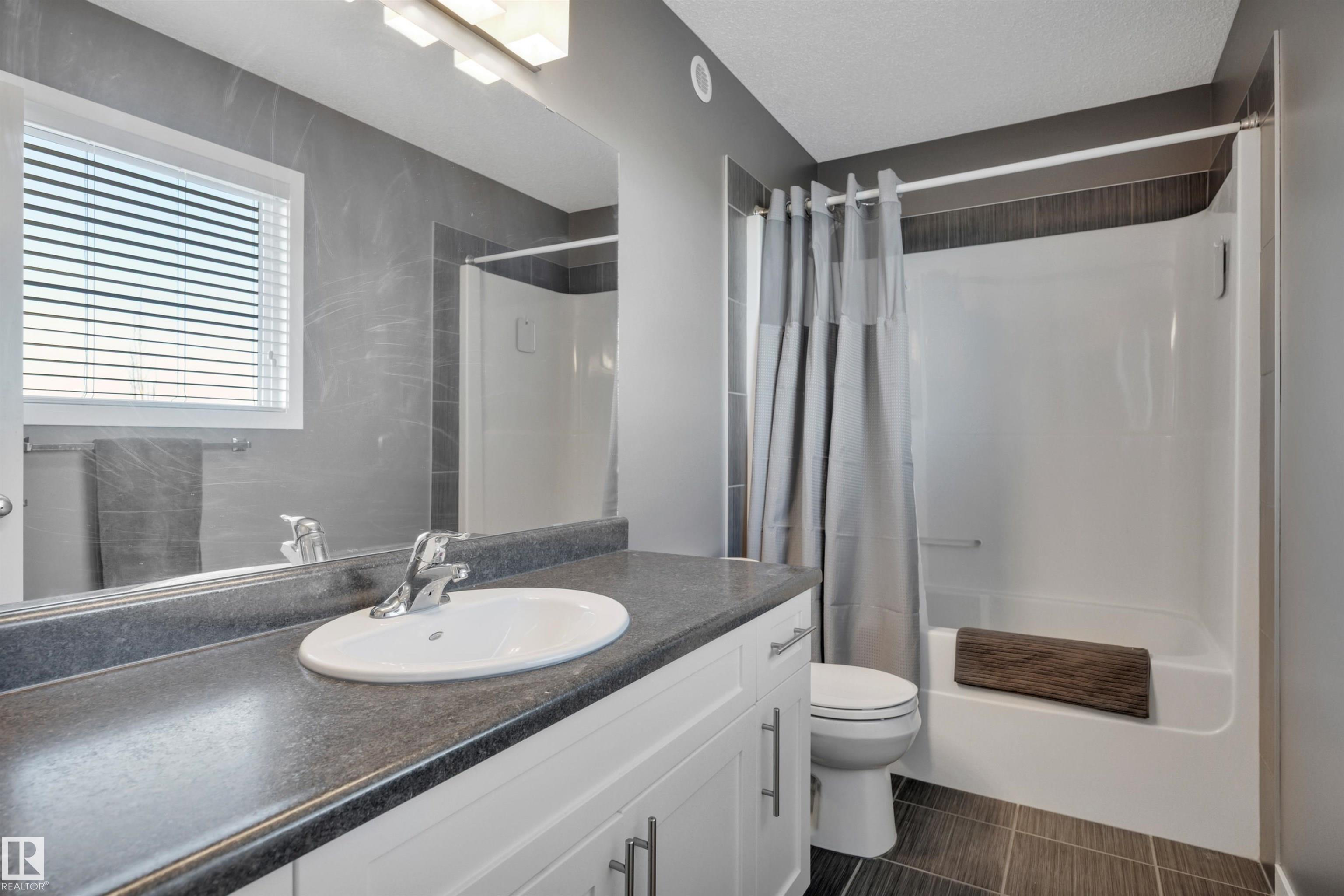 Photo 25 at 16408 12 Avenue SW, Glenridding Heights, Edmonton