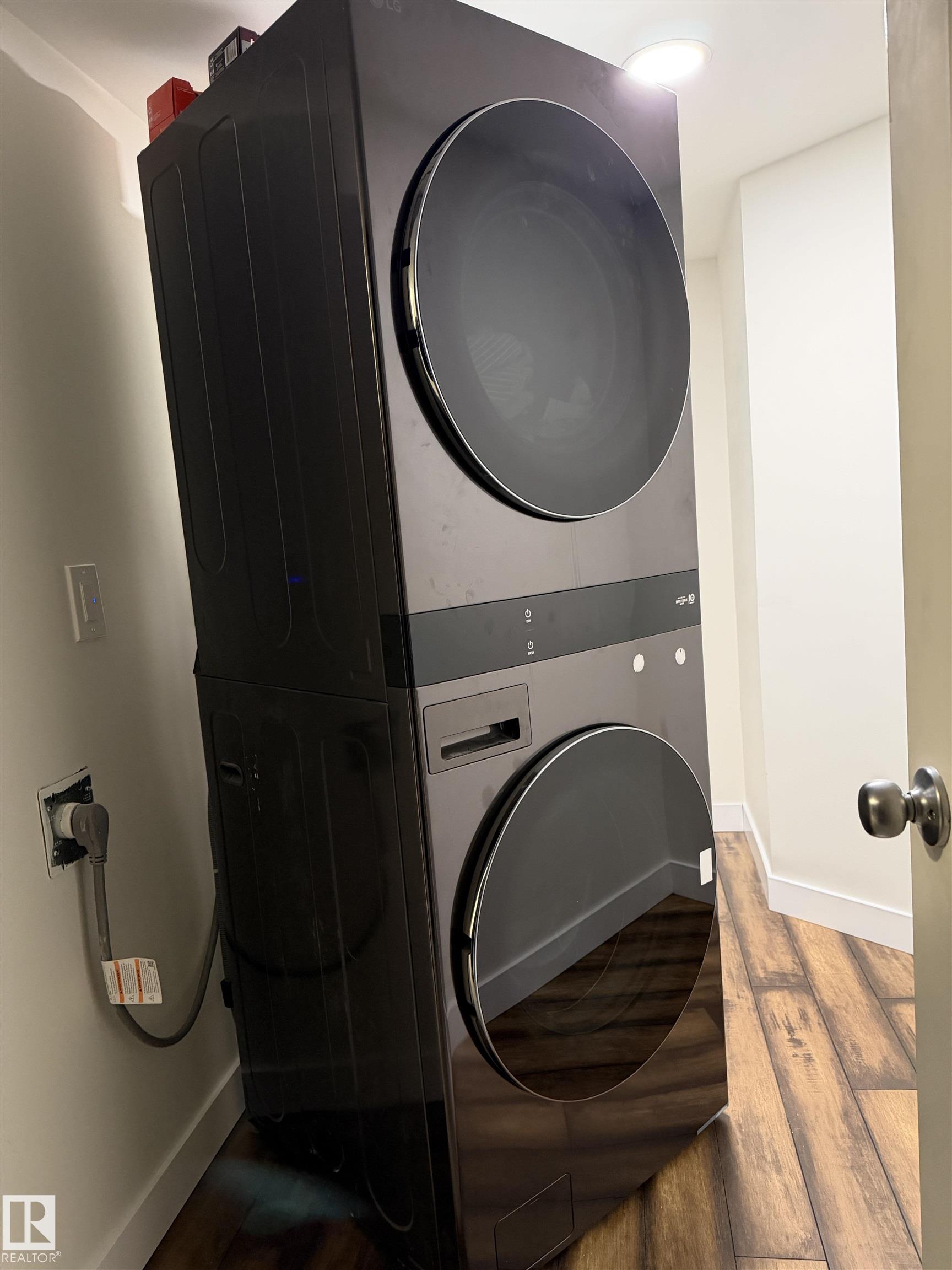 Photo 37 at 16408 12 Avenue SW, Glenridding Heights, Edmonton