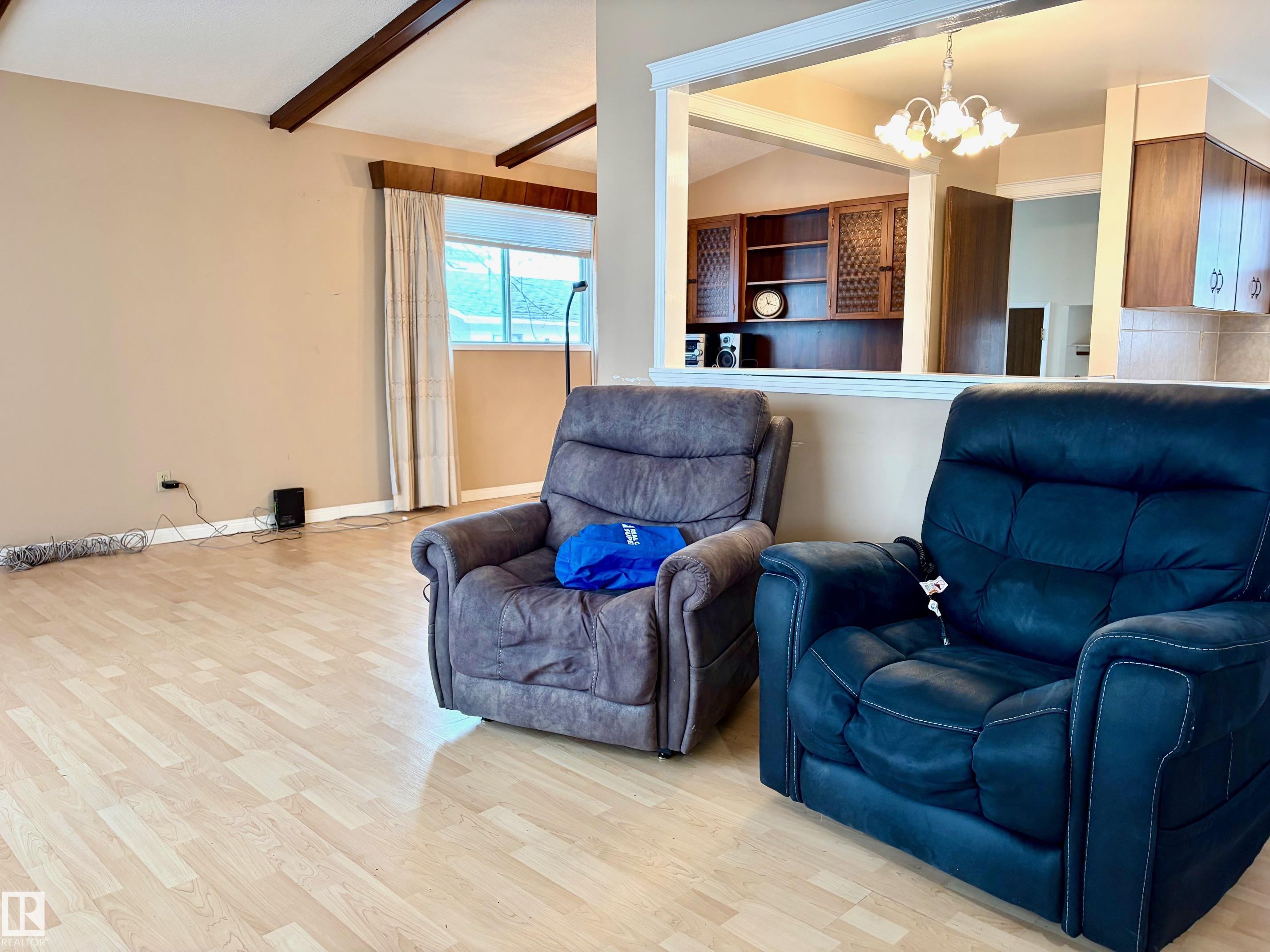 15208 92 Street NW, Evansdale, Edmonton