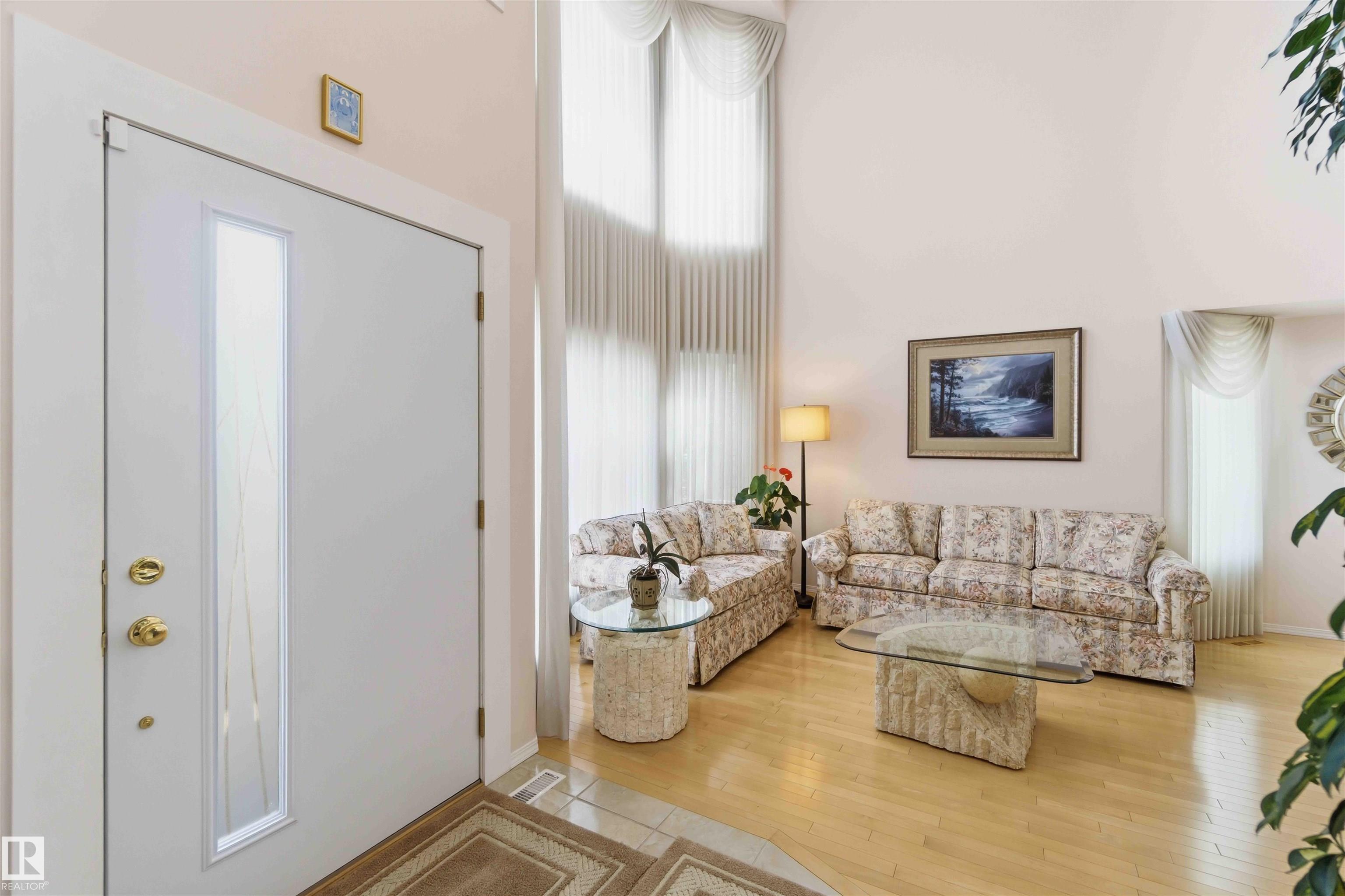 #1 Colonial Close, Coloniale Estates, Beaumont