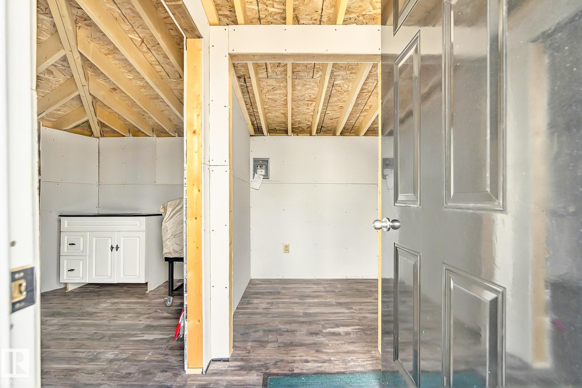 Photo 14 at 106 - 53509 Rge Road 60, Sunset Shores, Rural Parkland County